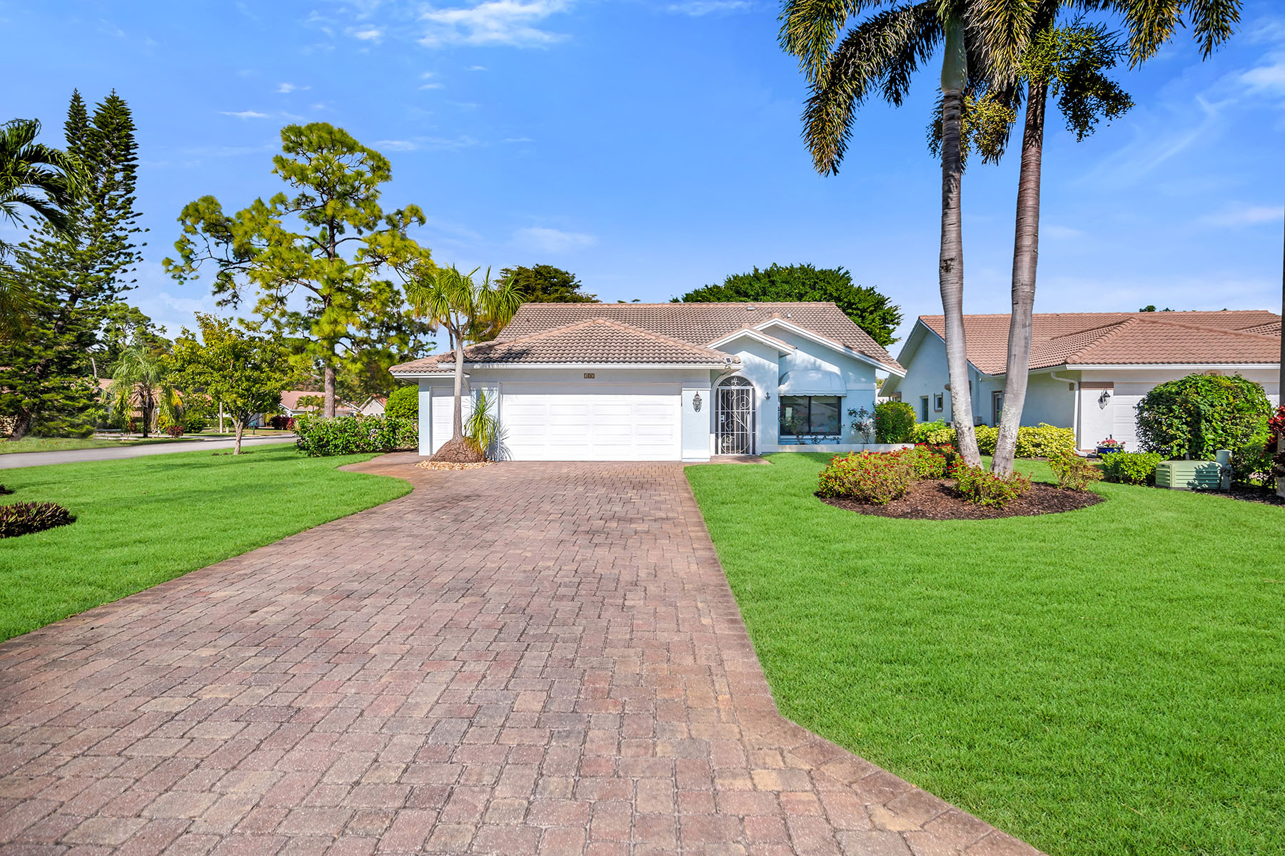 203 Kings Way
