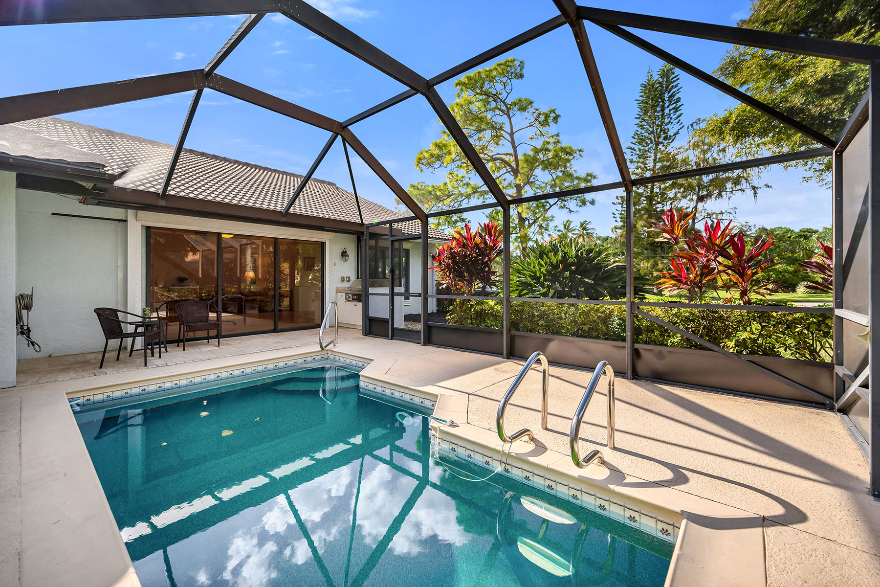 203 Kings Way