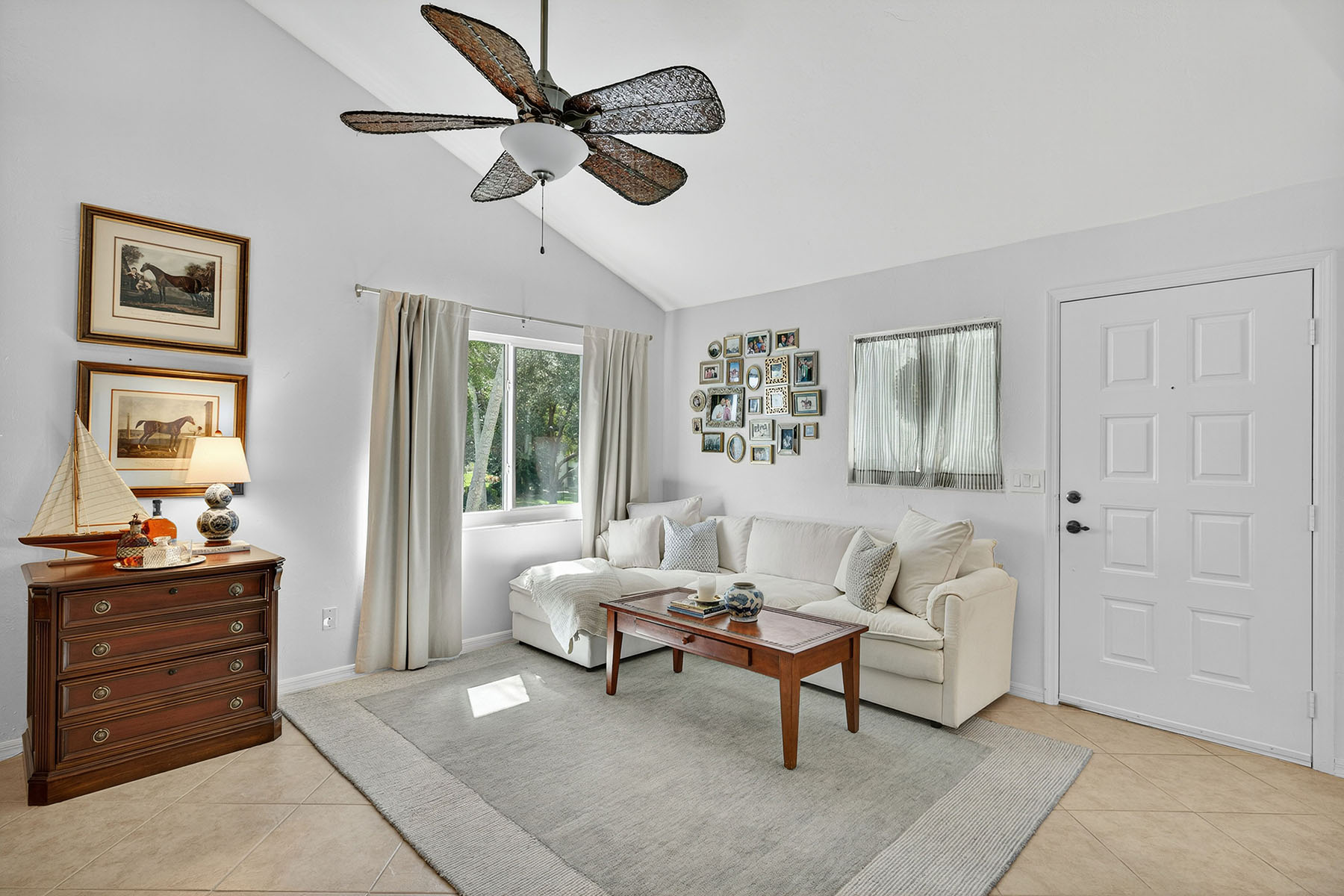 3136 Kings Lake Boulevard , 7546
