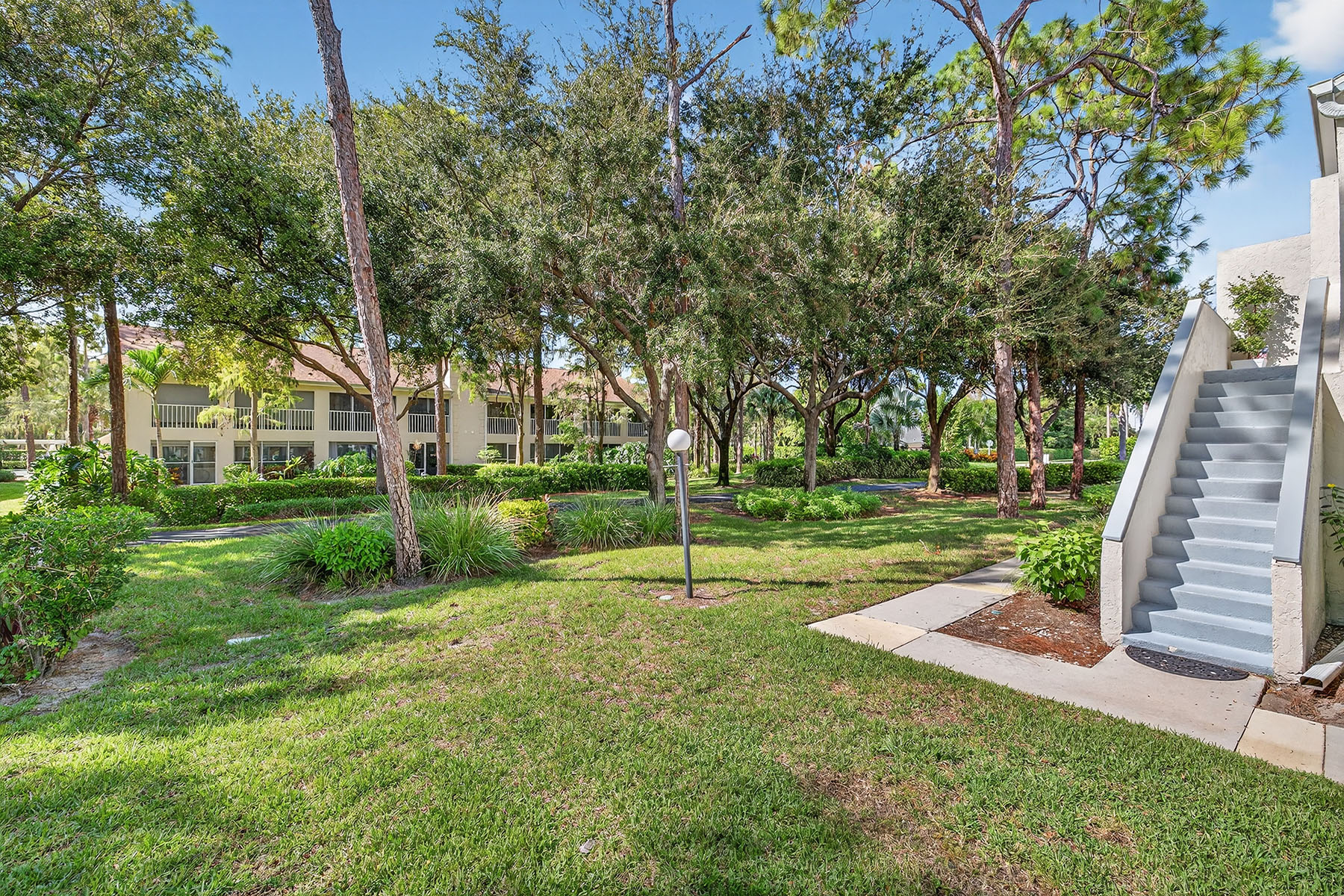 3136 Kings Lake Boulevard , 7546