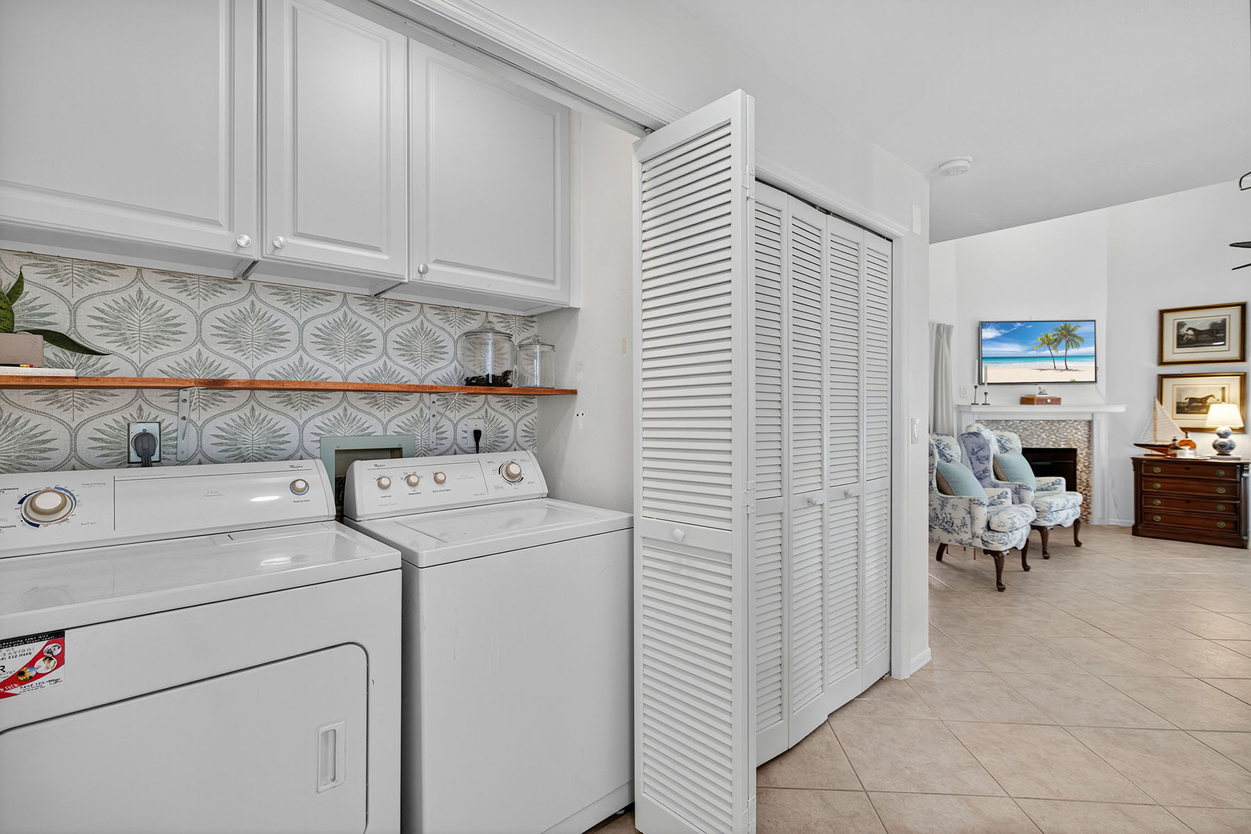 3136 Kings Lake Boulevard , 7546