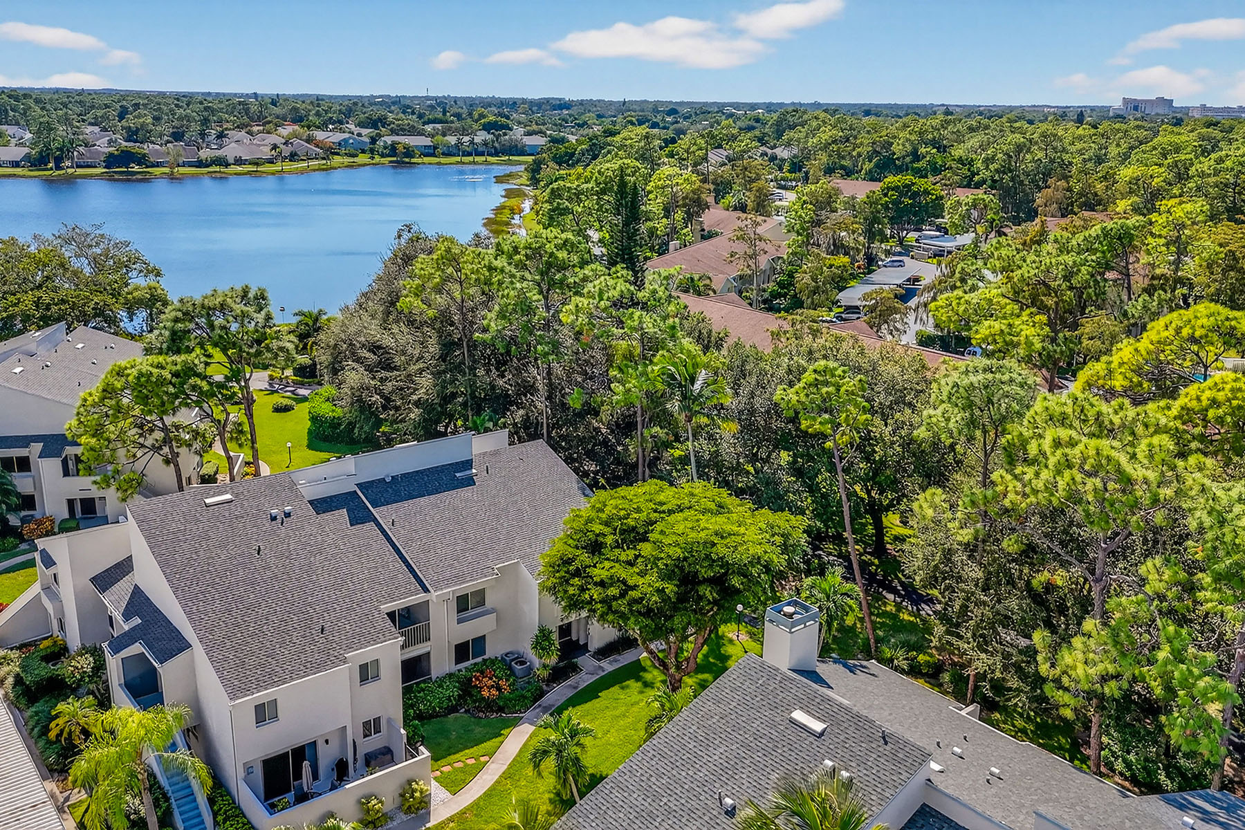 3136 Kings Lake Boulevard , 7546