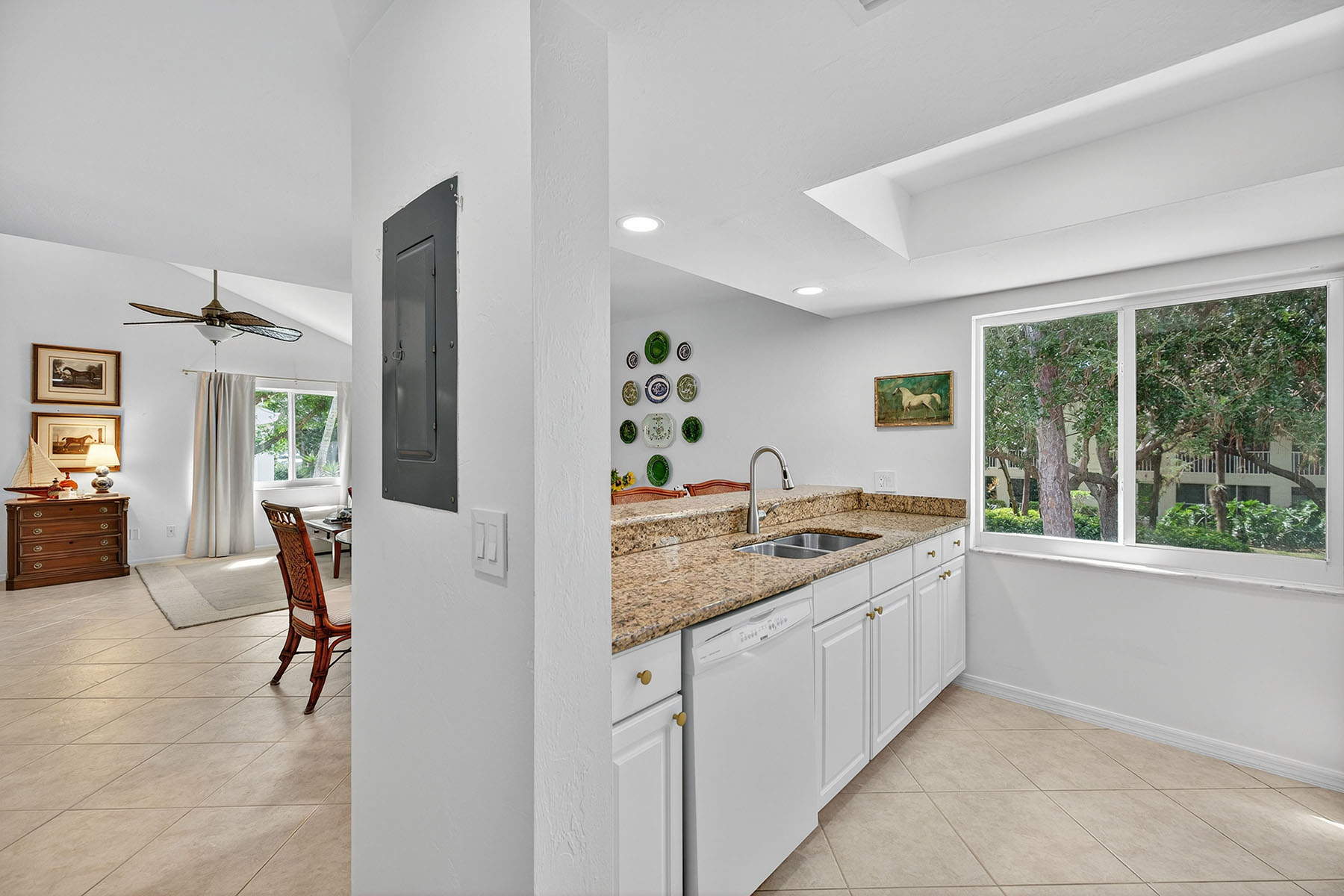 3136 Kings Lake Boulevard , 7546