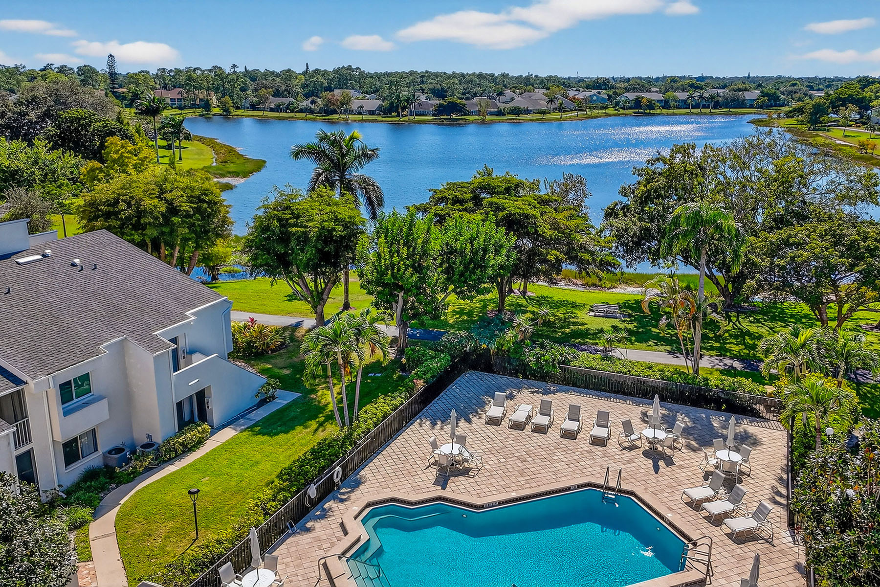 3136 Kings Lake Boulevard , 7546