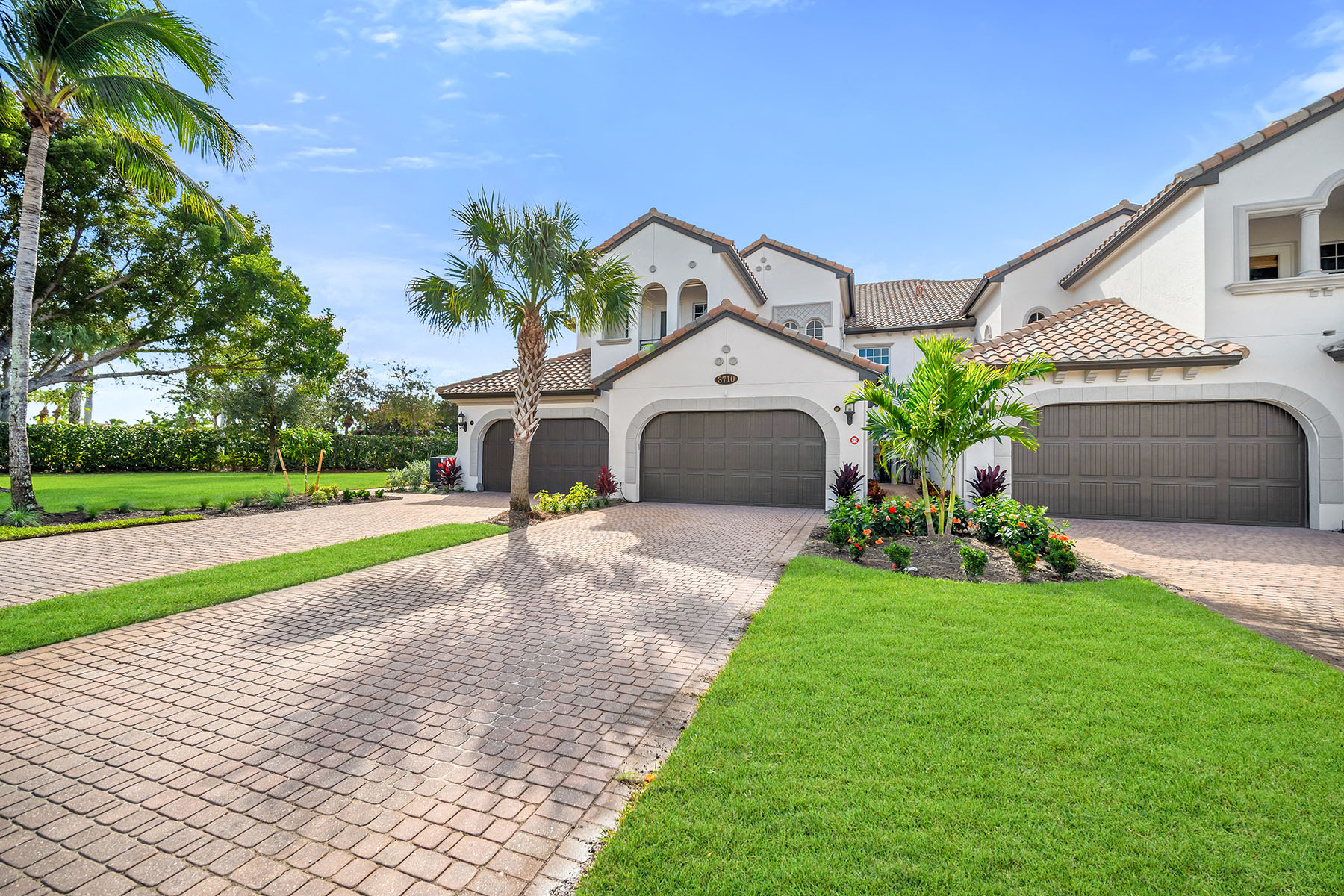 3710 Montreux Lane , 201
