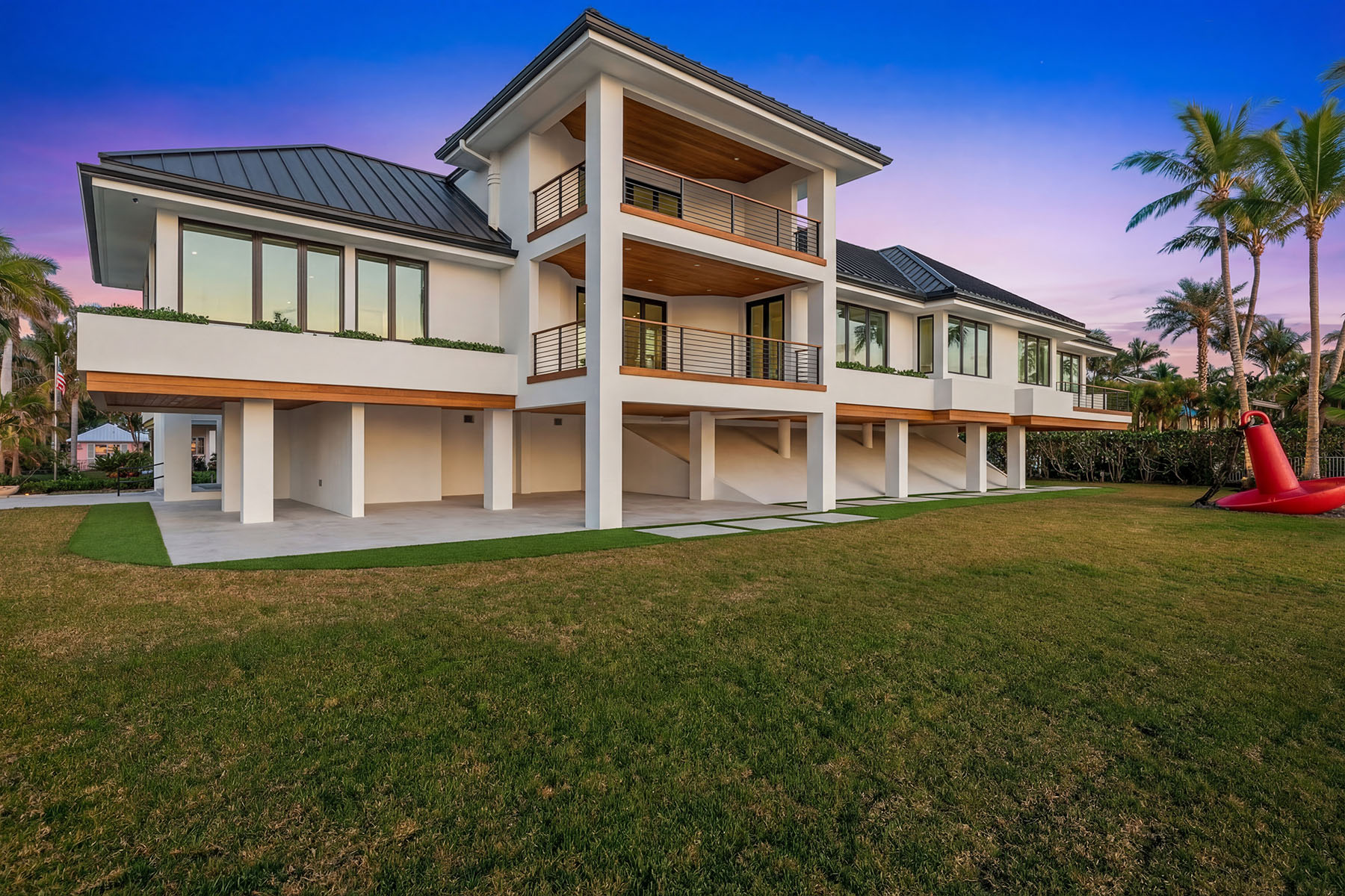 30 3rd Avenue S, Naples, FL