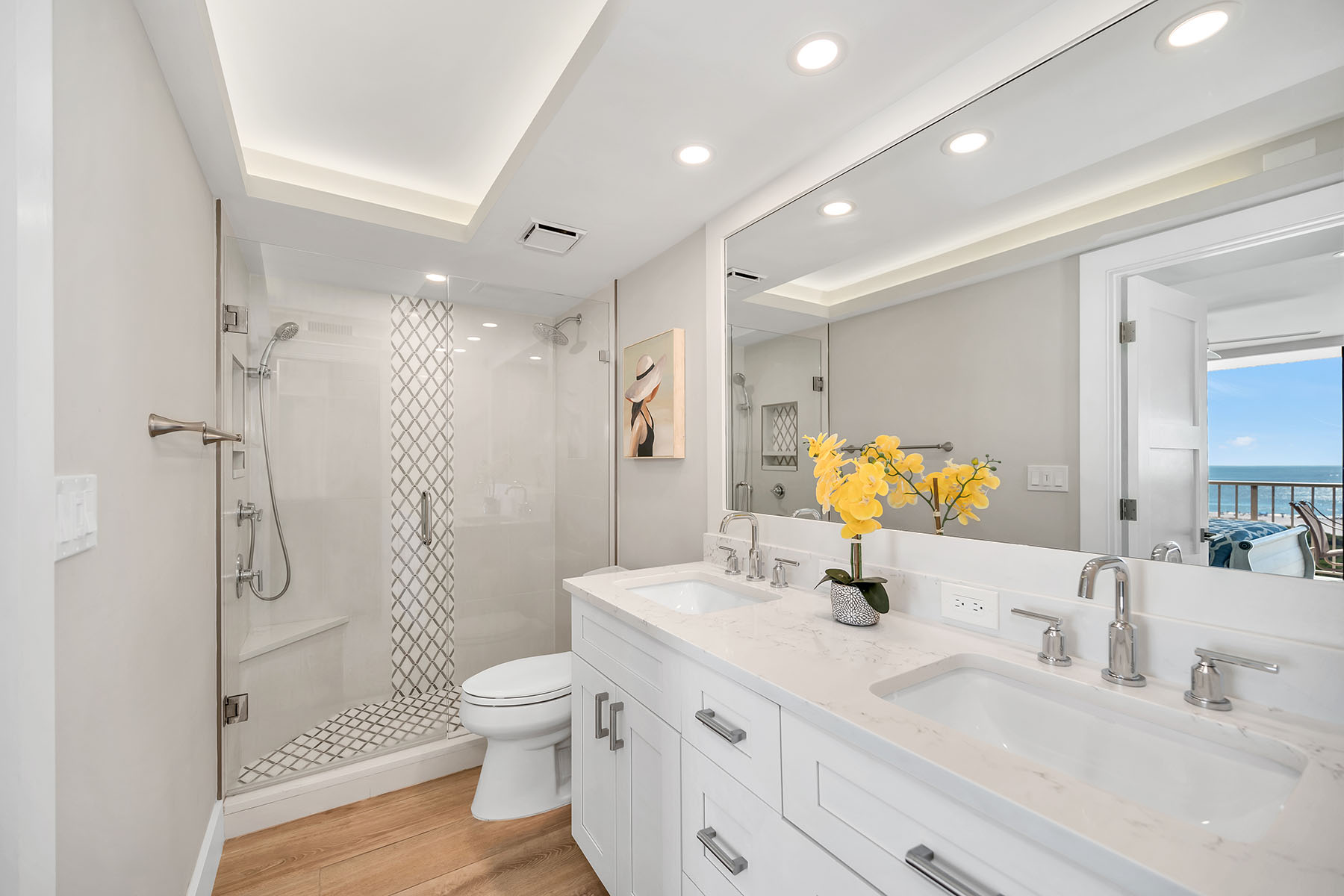 380 Seaview Court , 1405