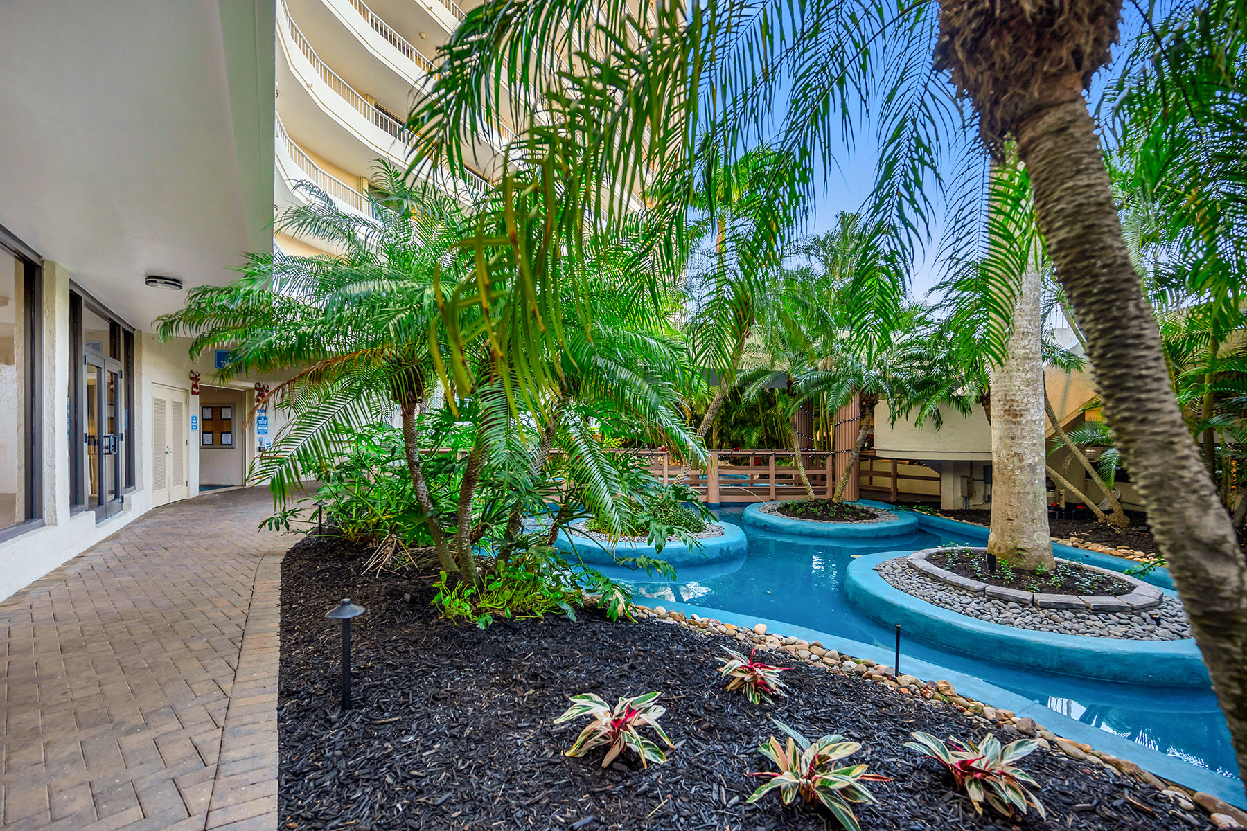 380 Seaview Court , 1405
