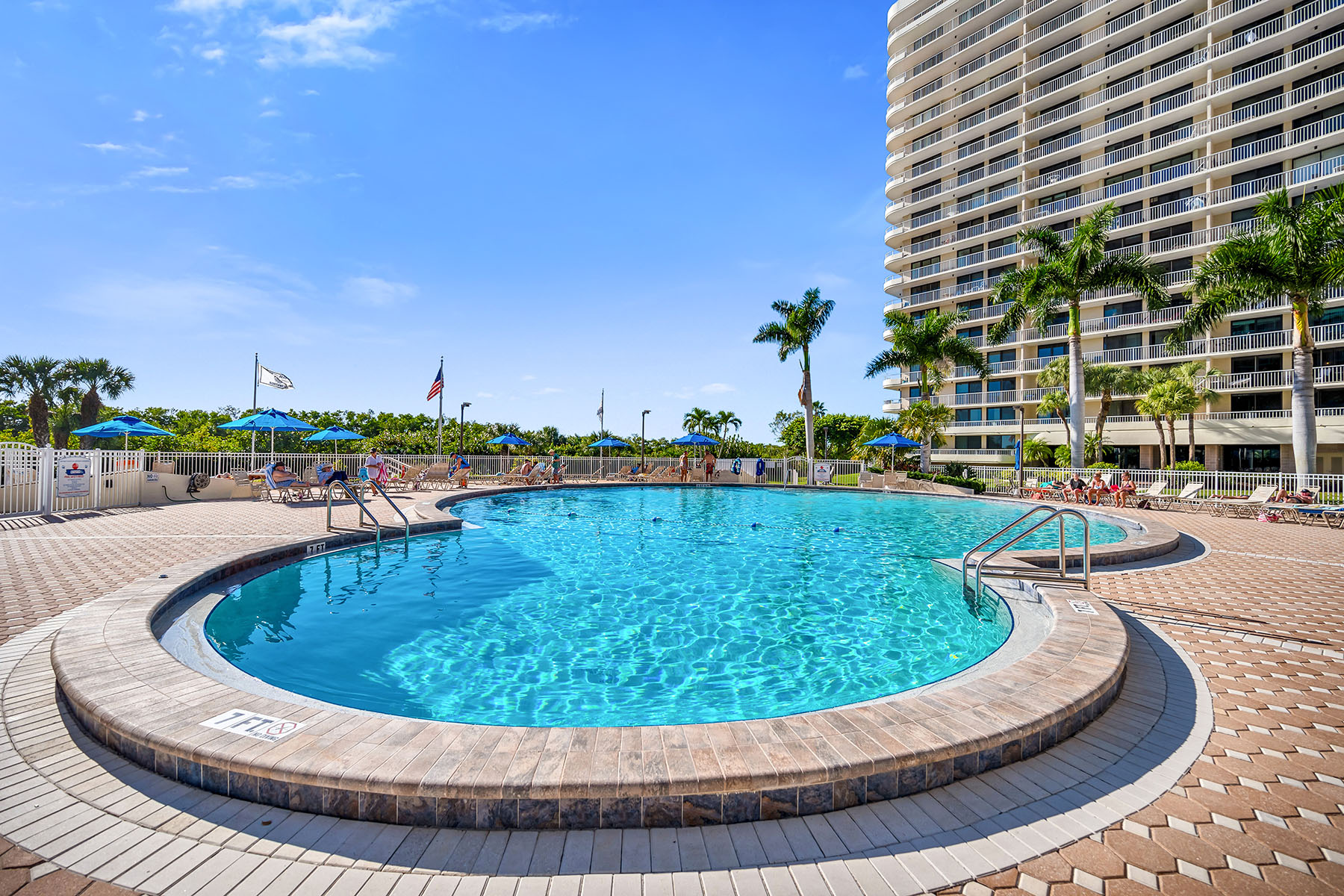 380 Seaview Court , 1405