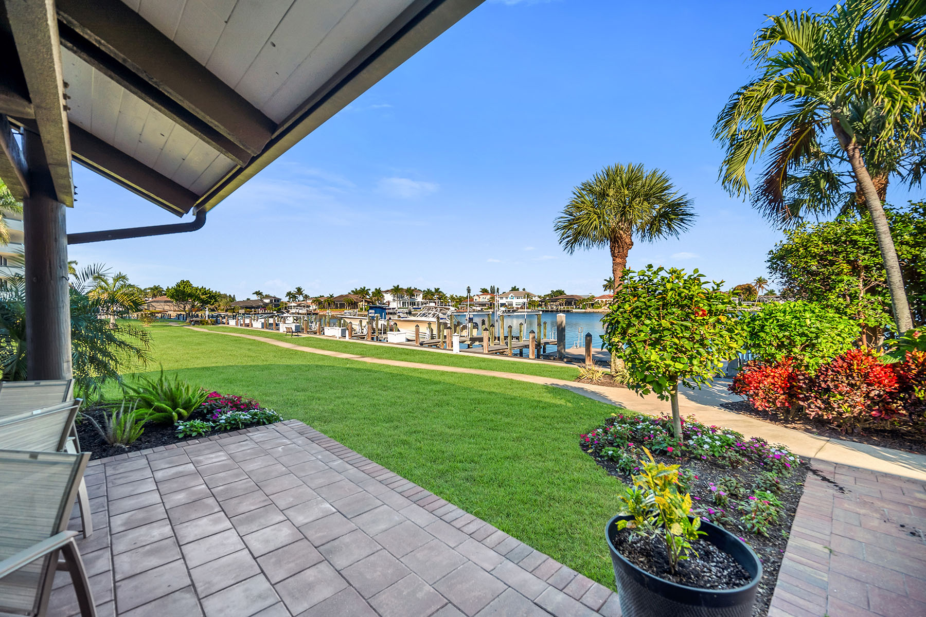 380 Seaview Court , 1405
