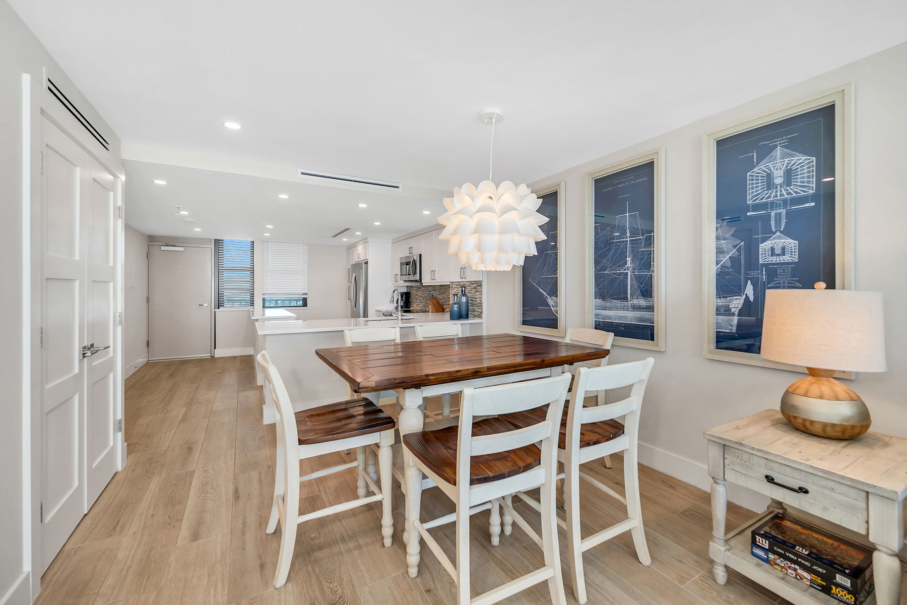 380 Seaview Court , 1405