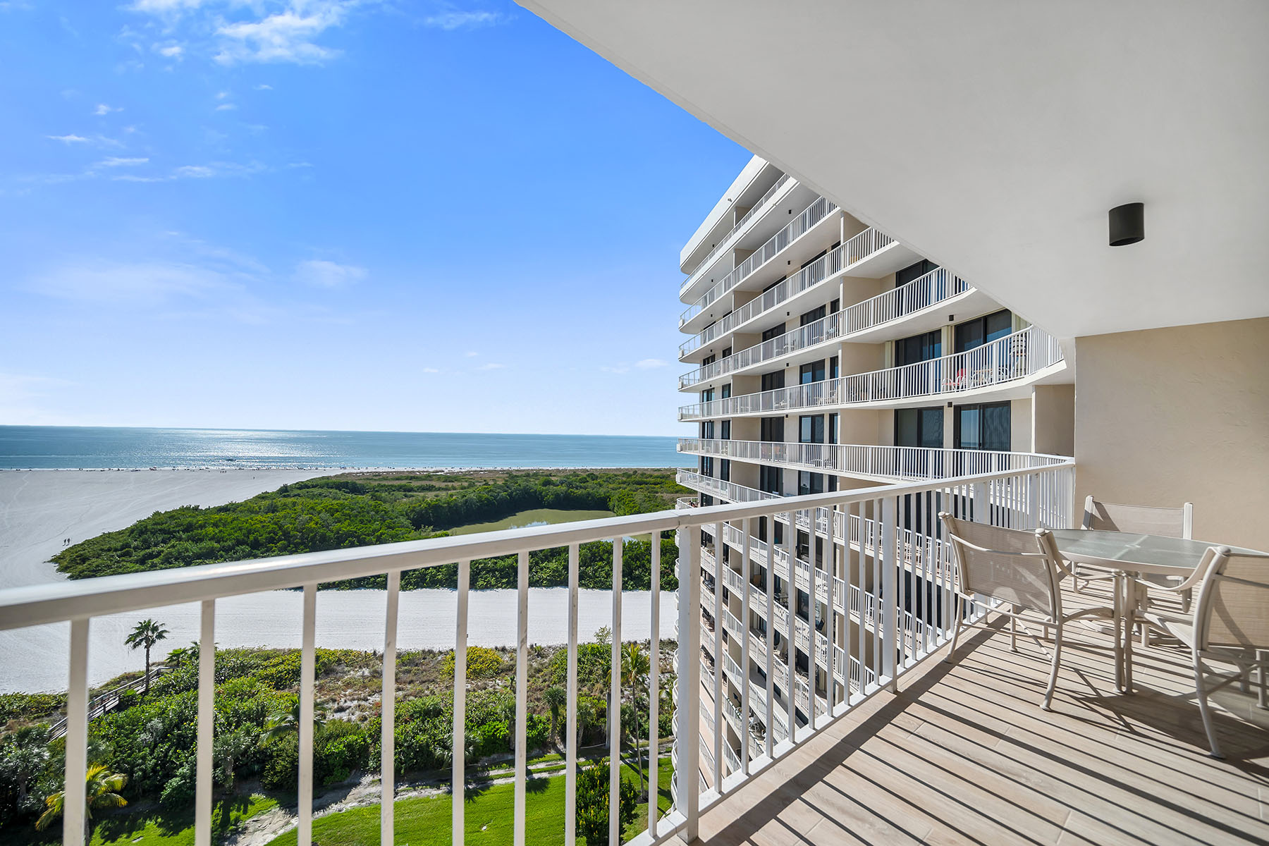 380 Seaview Court , 1405