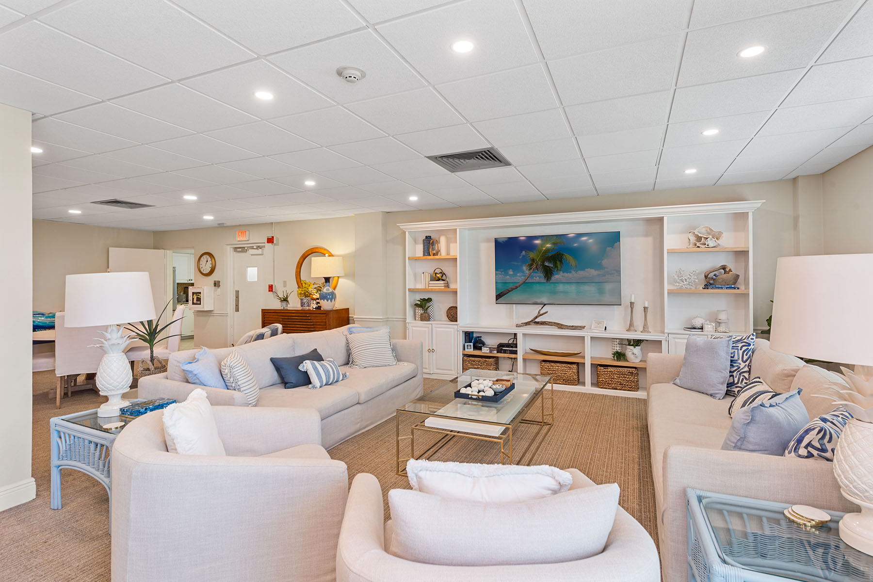 220 Seaview Court , 216