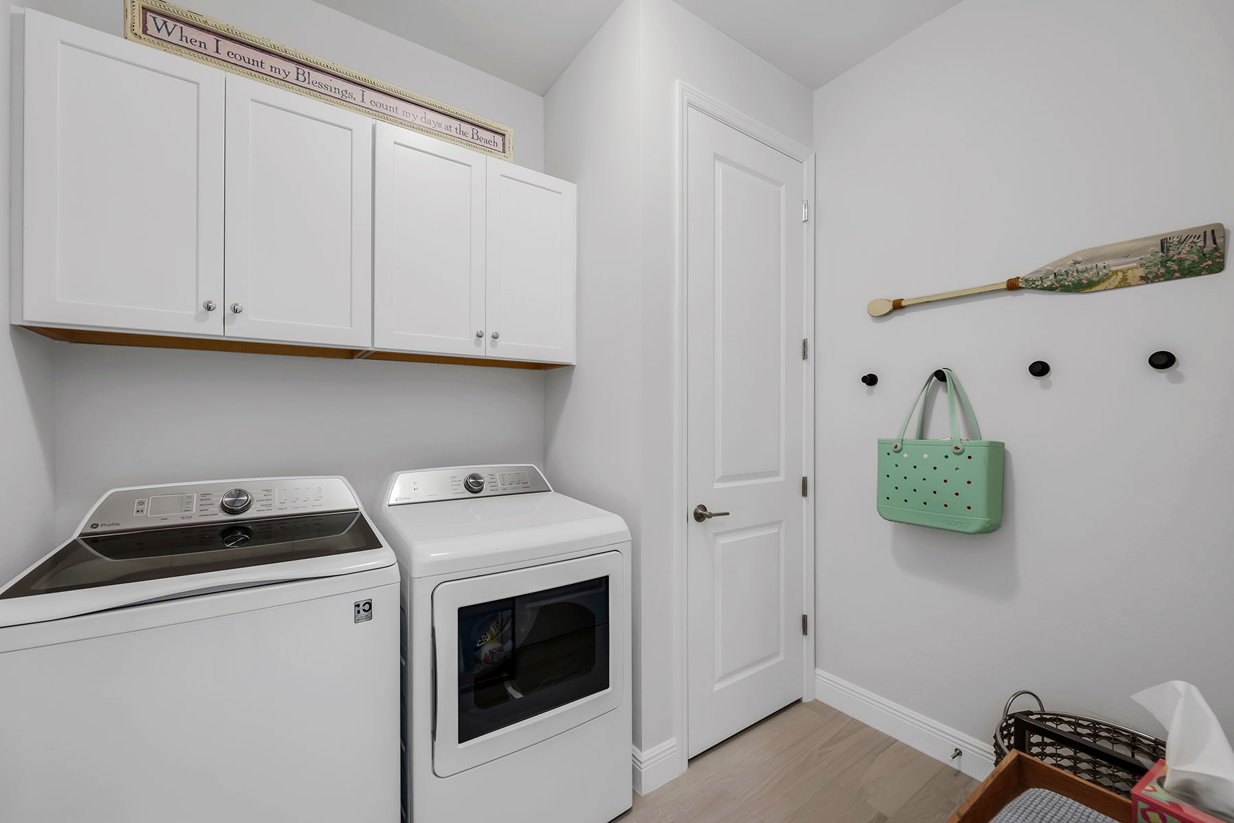 2609 Seychelles Circle , 1607