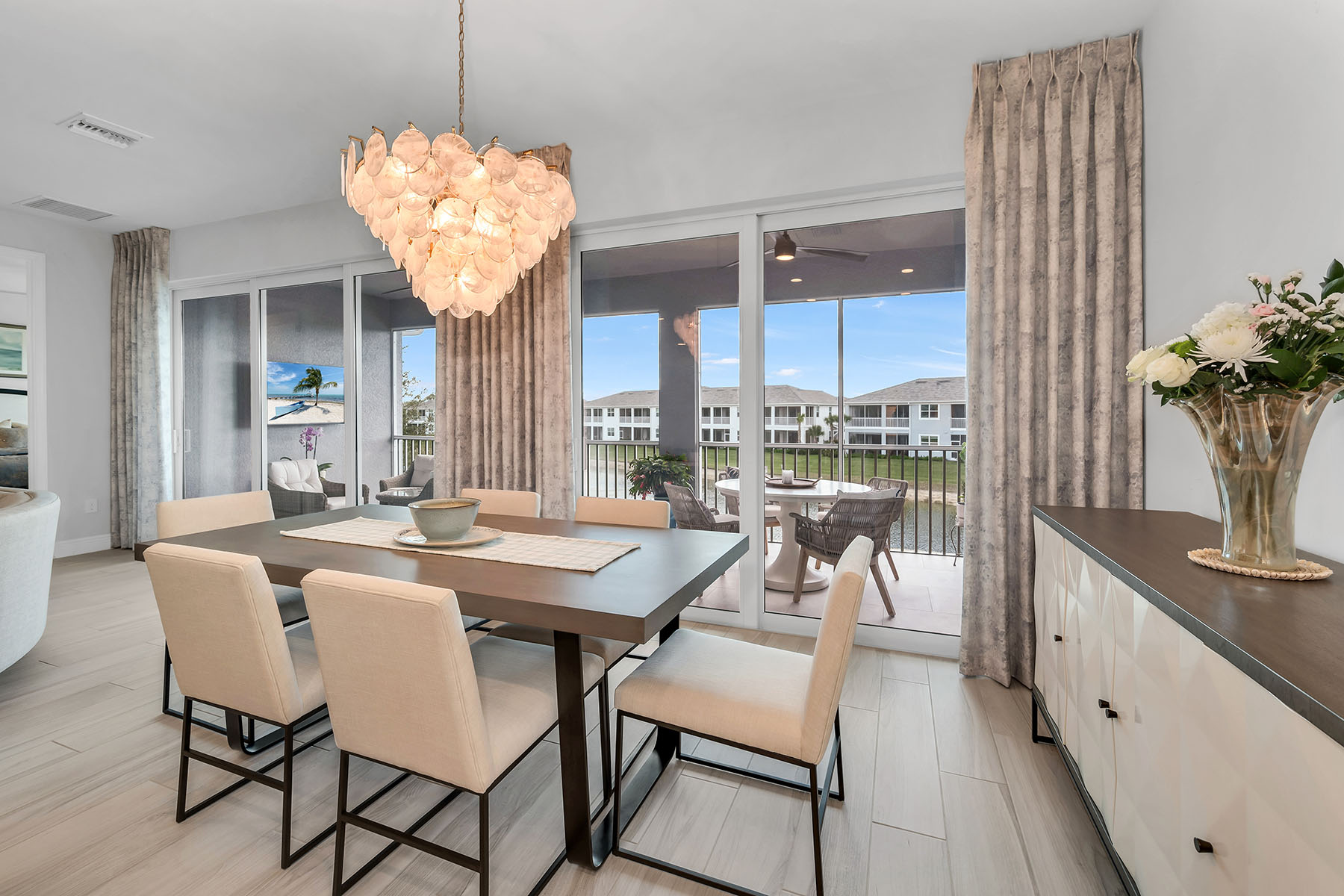 2609 Seychelles Circle , 1607