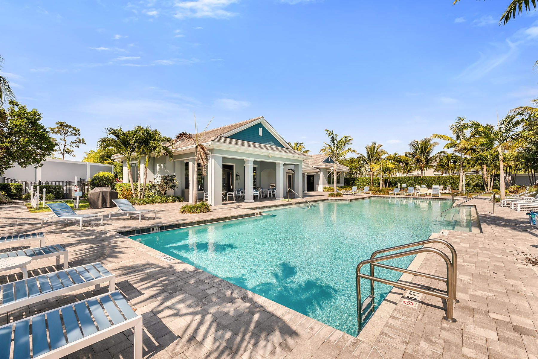 2609 Seychelles Circle , 1607