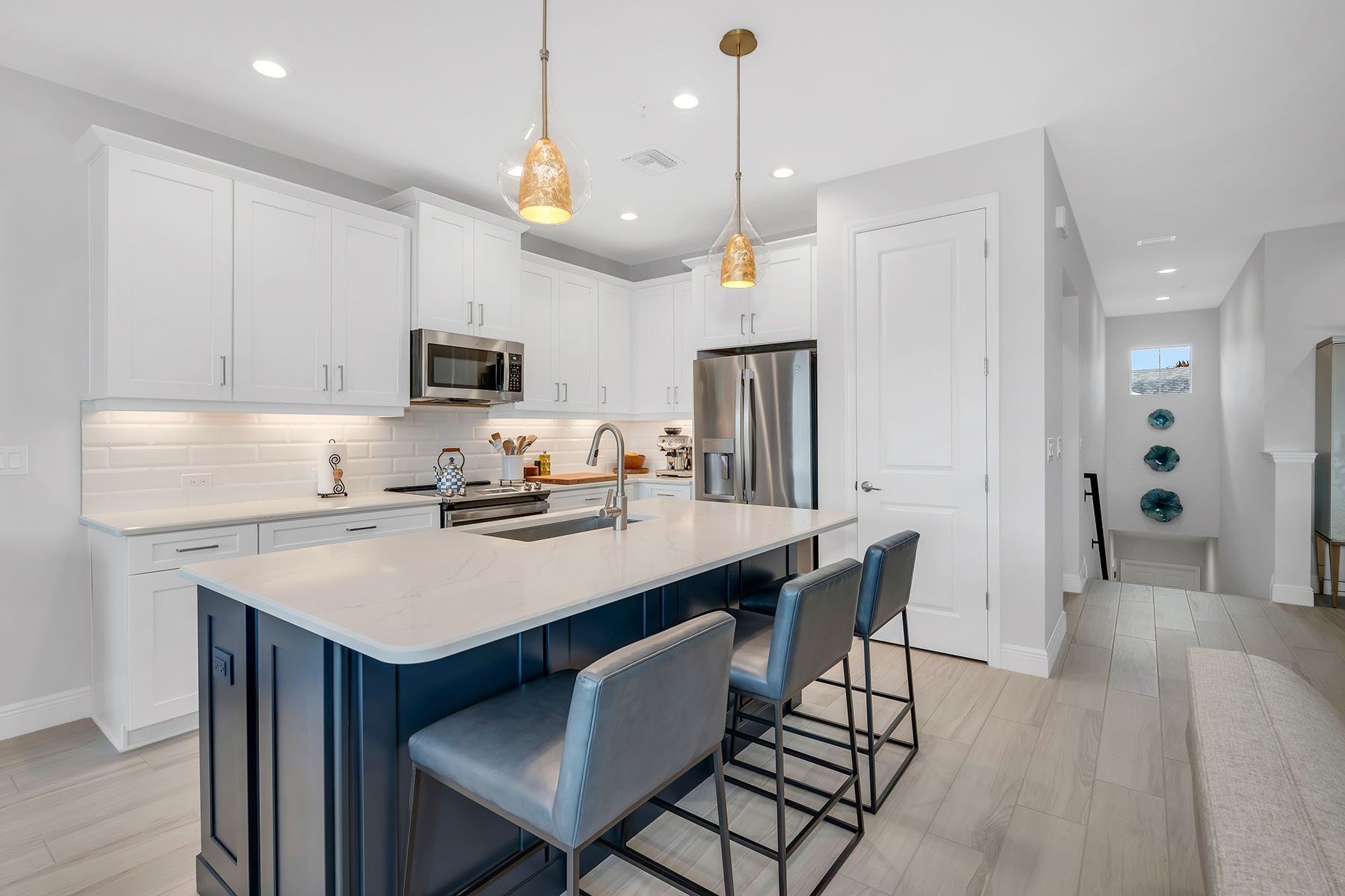 2609 Seychelles Circle , 1607