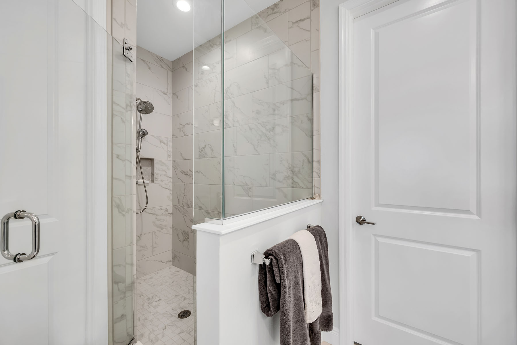 2609 Seychelles Circle , 1607