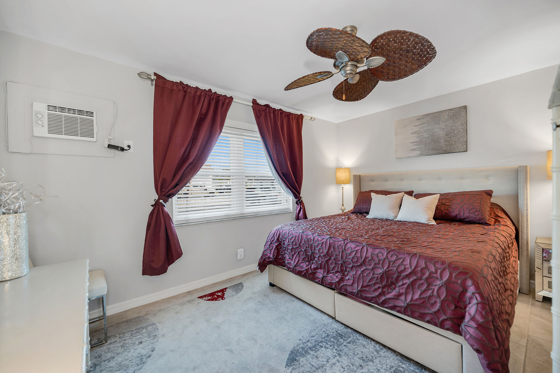 235 Seaview Court , B2
