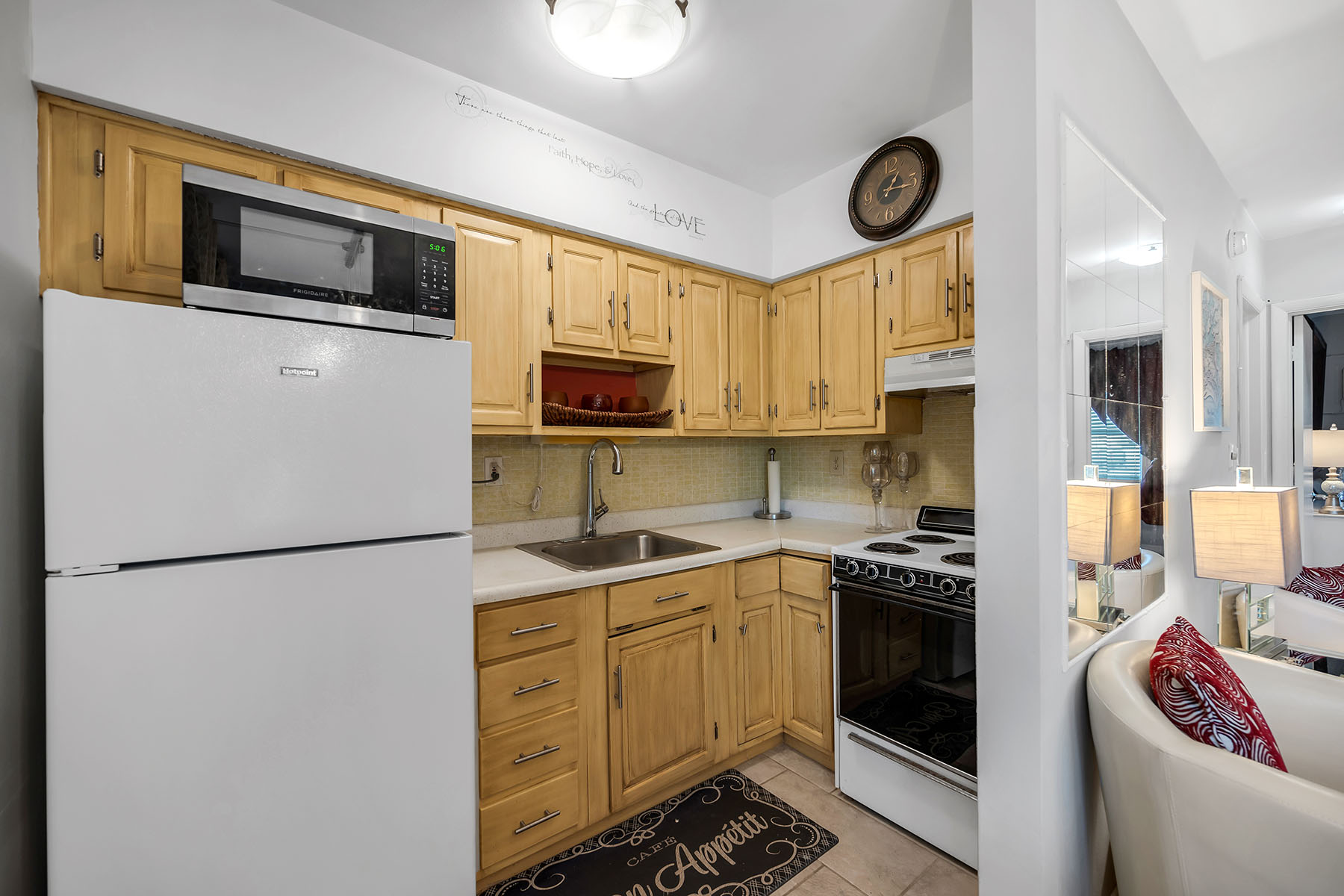 235 Seaview Court , B2