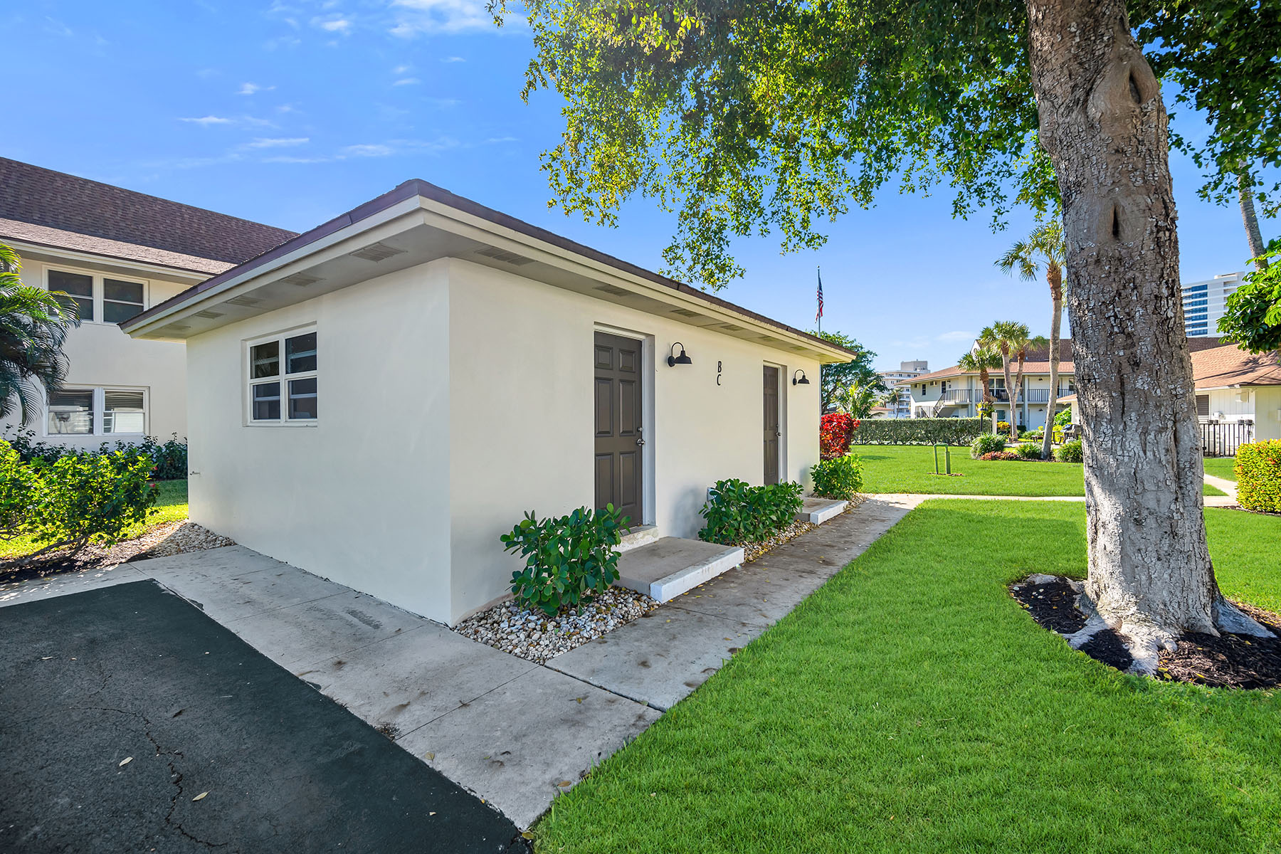 235 Seaview Court , B2