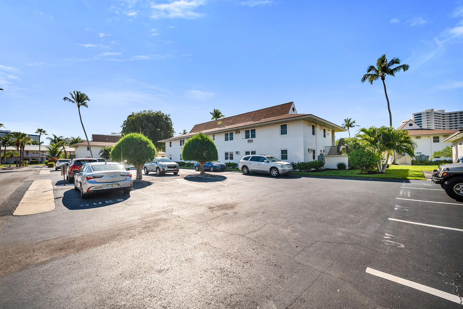 235 Seaview Court , B2