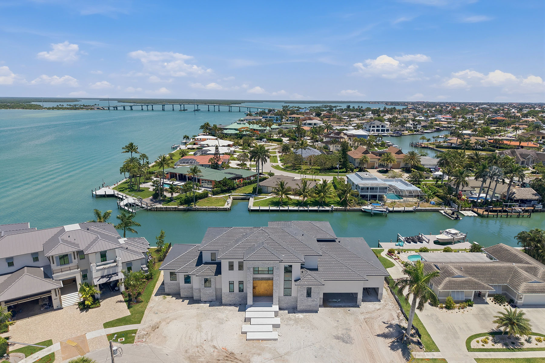 975 Sundrop Court