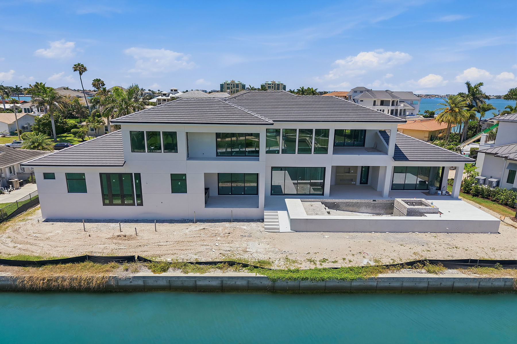 975 Sundrop Court