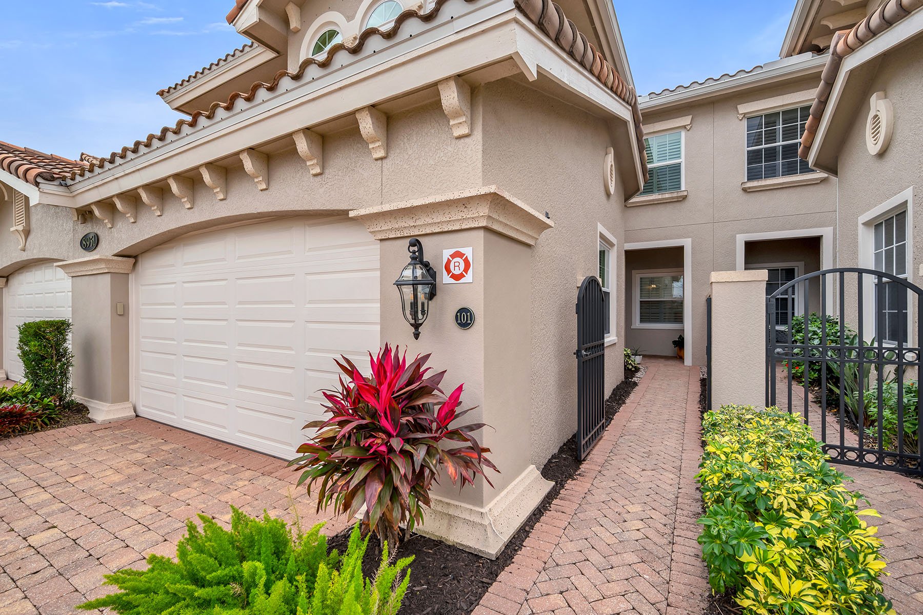 8951 Cherry Oaks Trail , 101