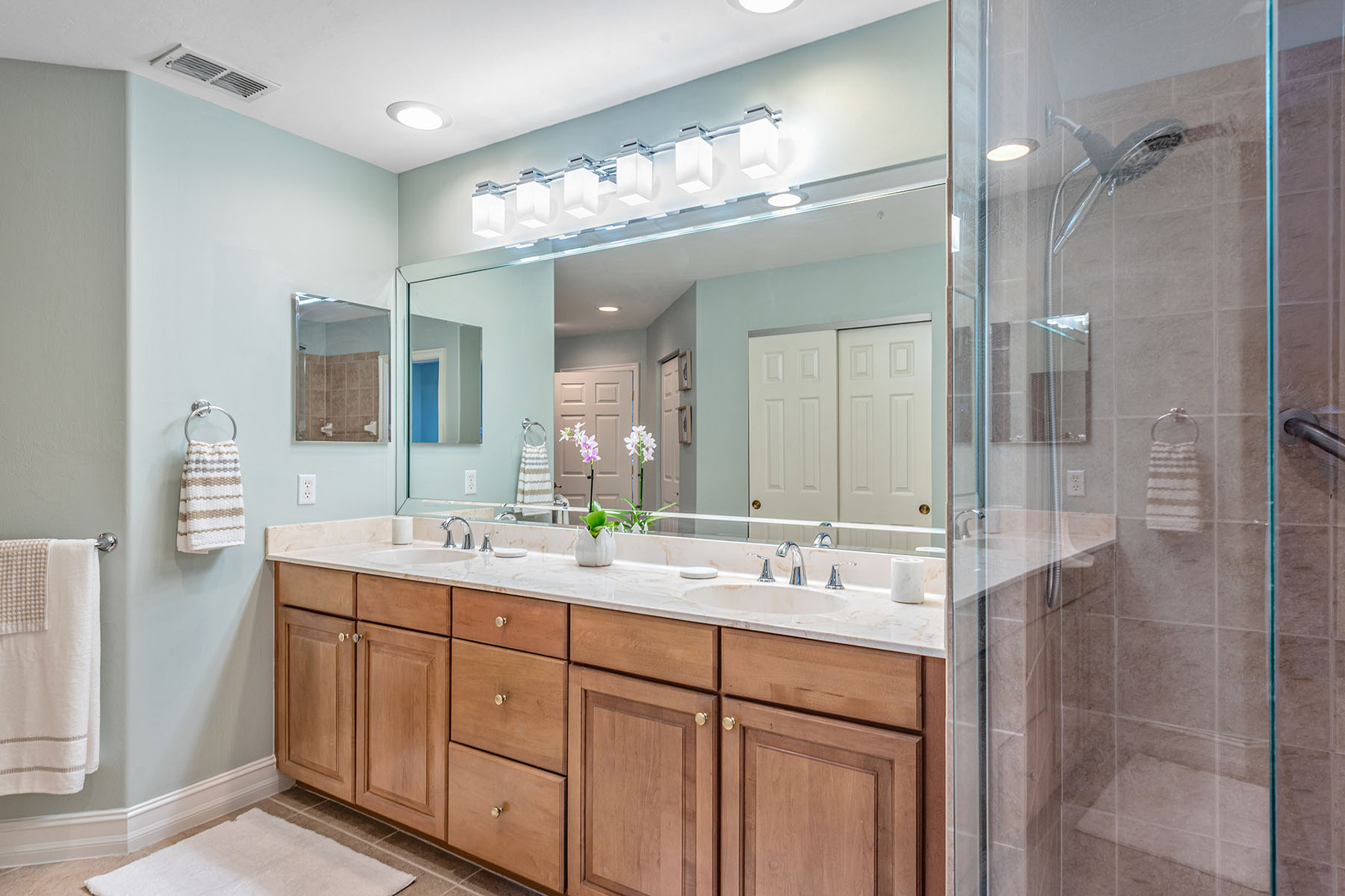 2012 Tarpon Bay Drive N , 101