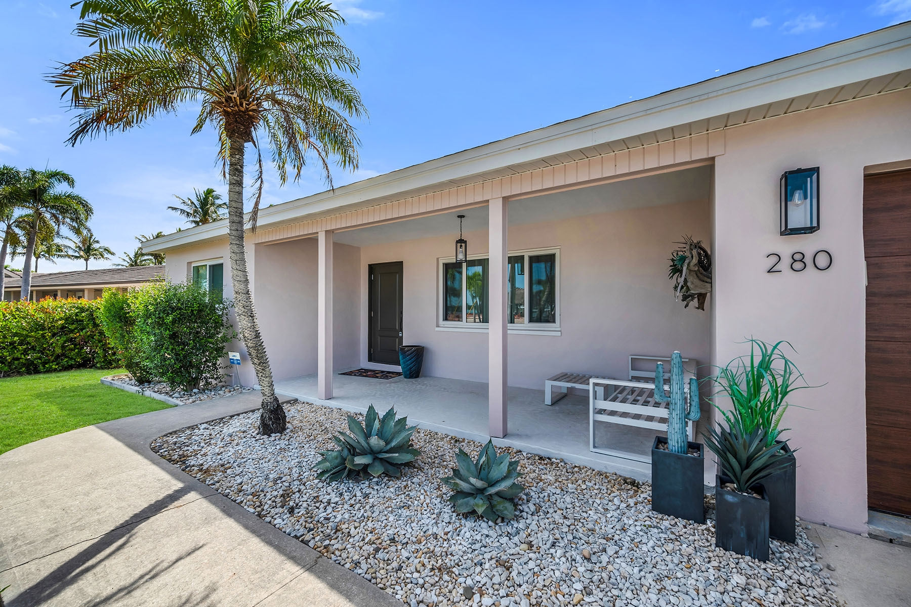 280 Ibis Street
