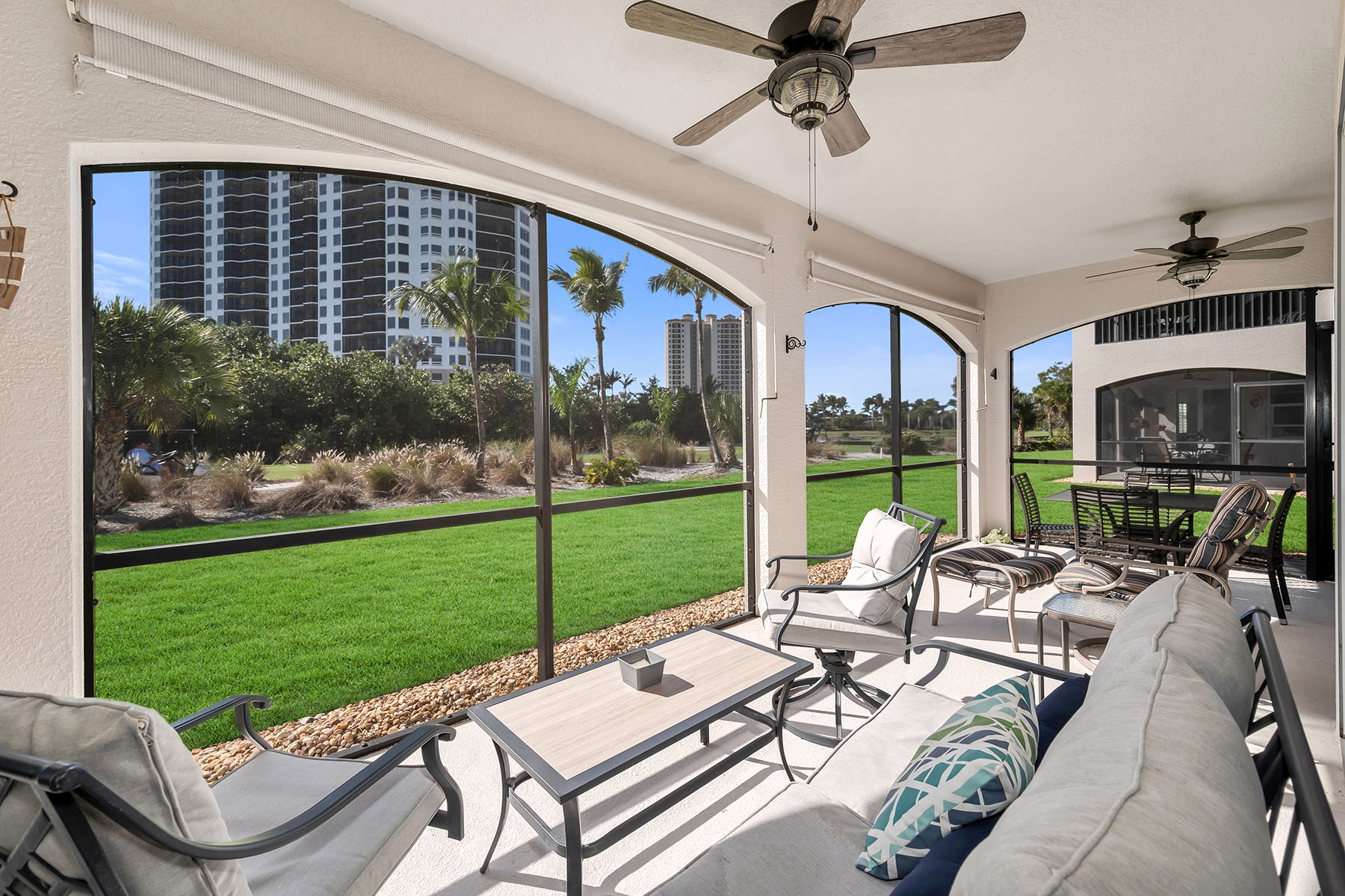 1285 Rialto Way , 102