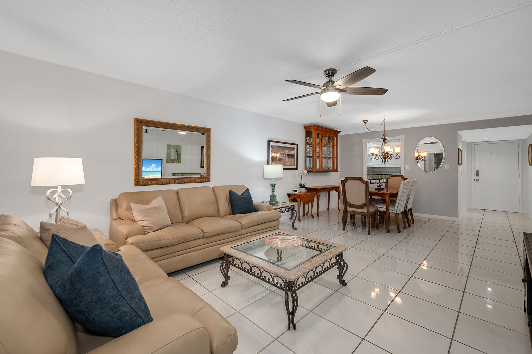 200 Valley Stream Drive , 3B