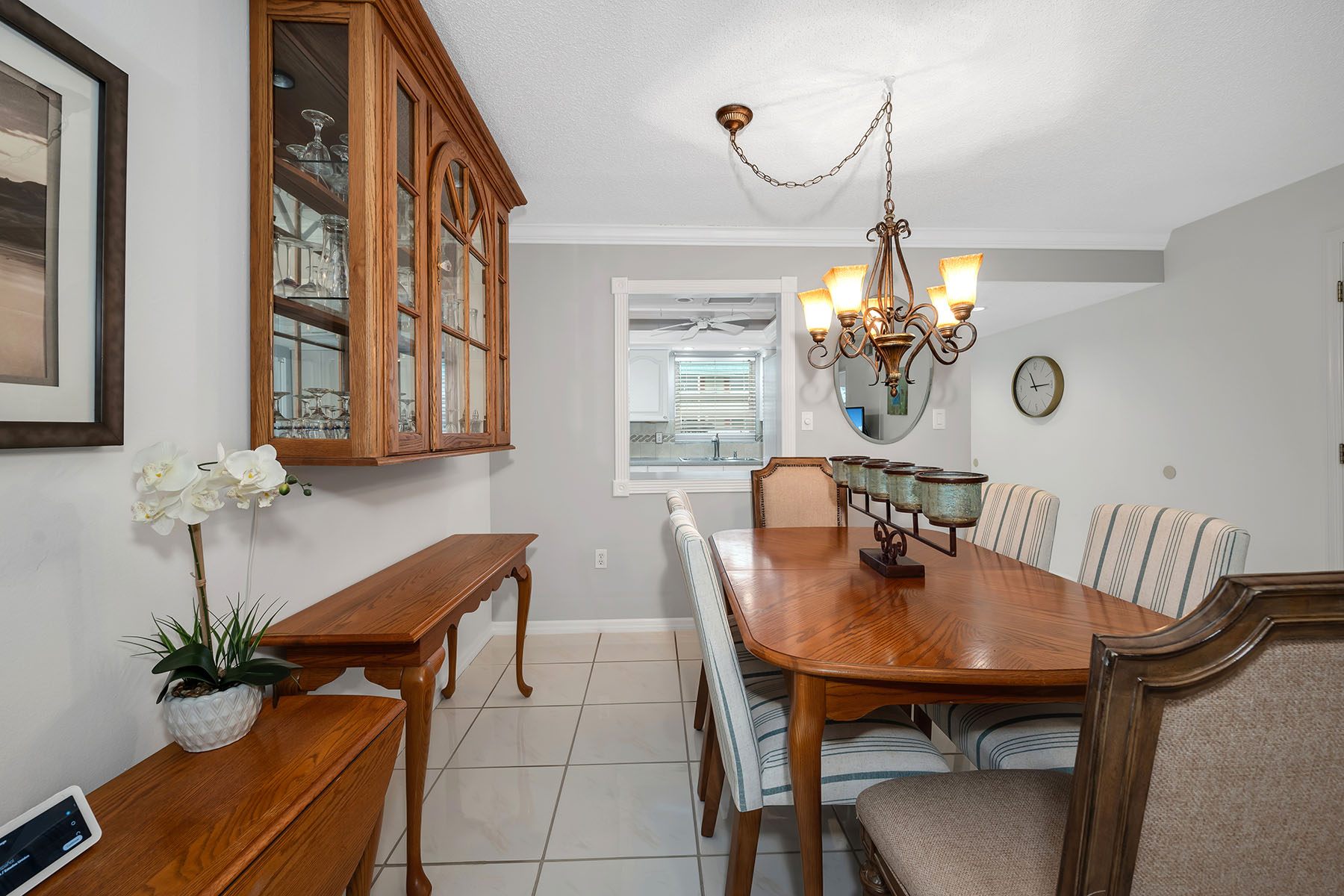 200 Valley Stream Drive , 3B