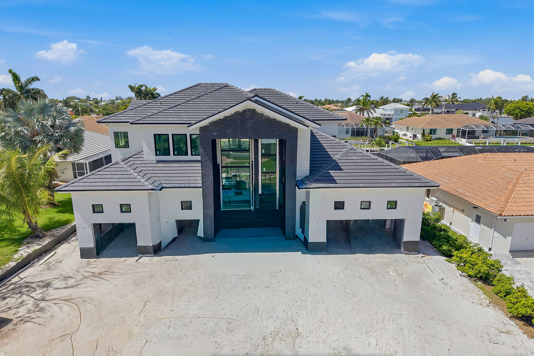 1790 Maywood Court