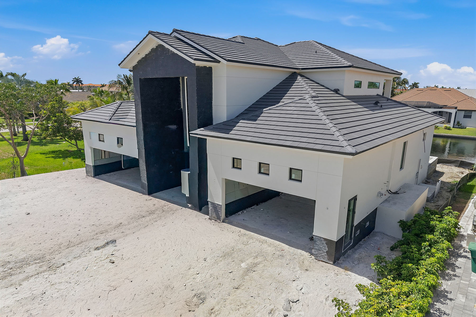 1790 Maywood Court