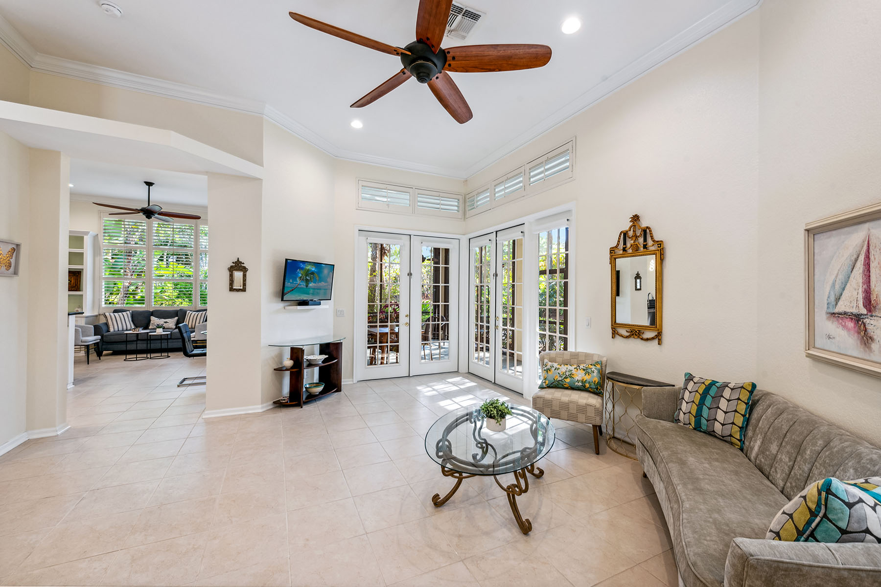 8599 Pepper Tree Way