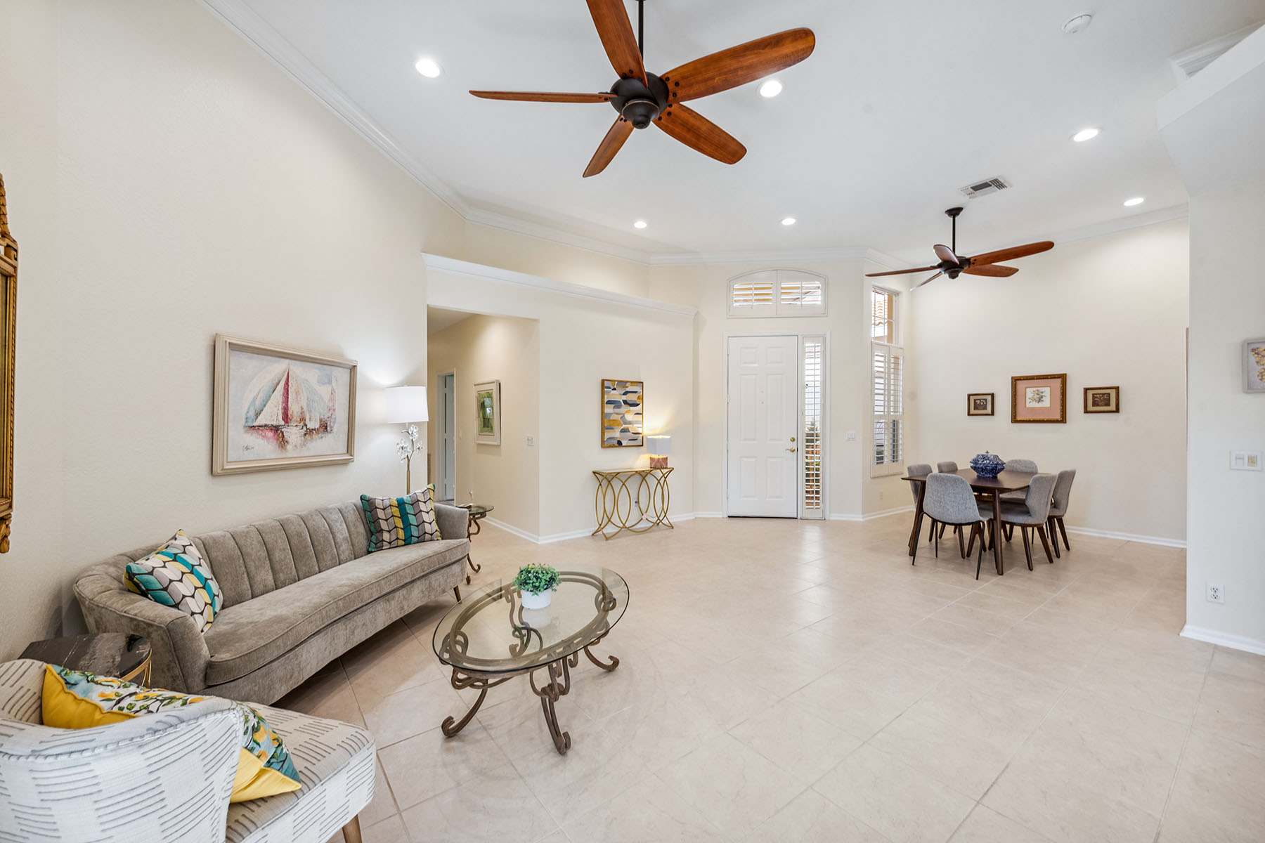 8599 Pepper Tree Way