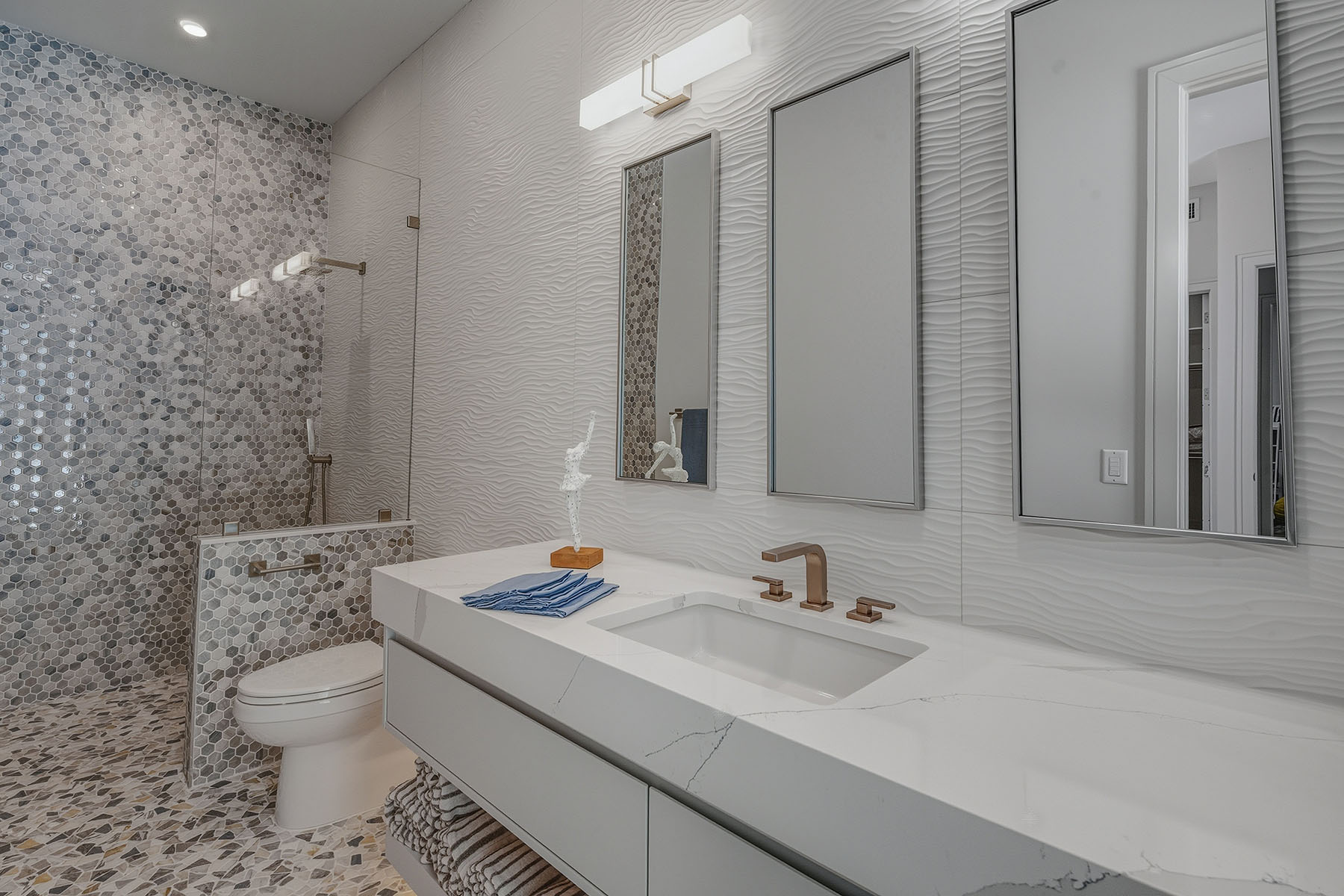 598 Spinnaker Drive, Marco Island, FL