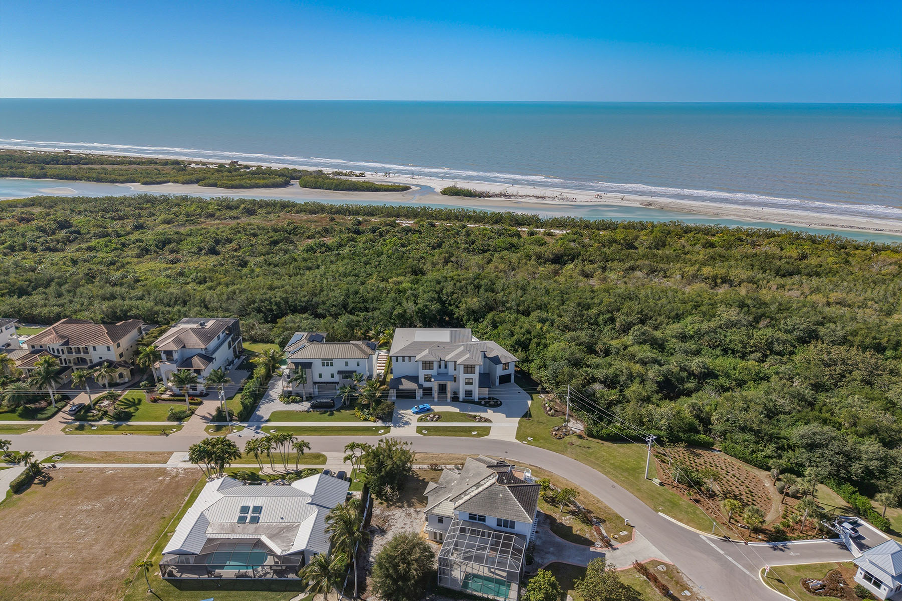 598 Spinnaker Drive, Marco Island, FL