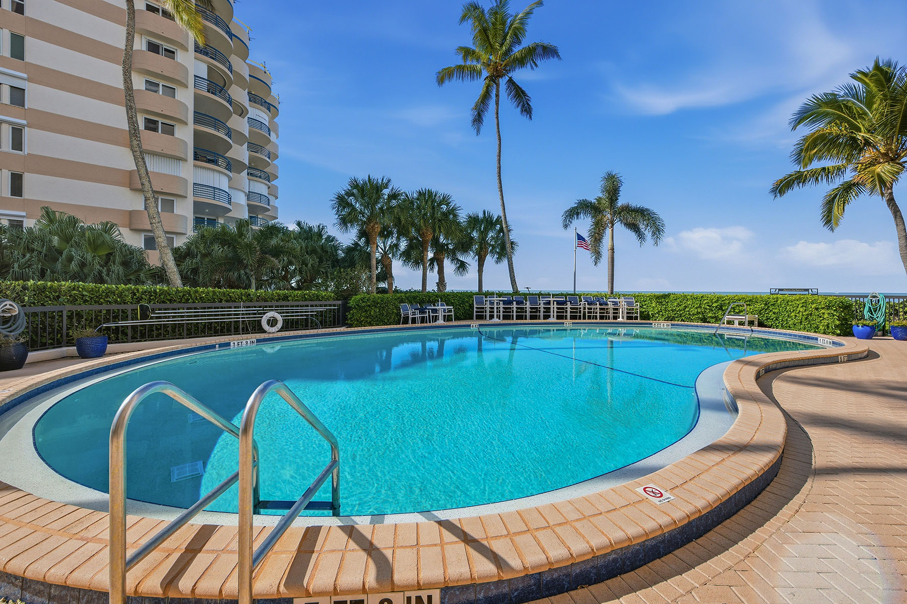 850 S Collier Boulevard , 802