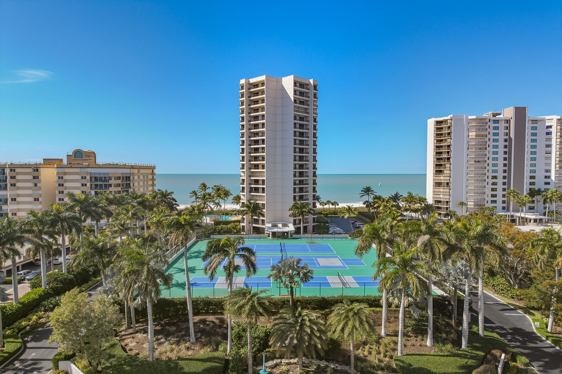 850 S Collier Boulevard , 802