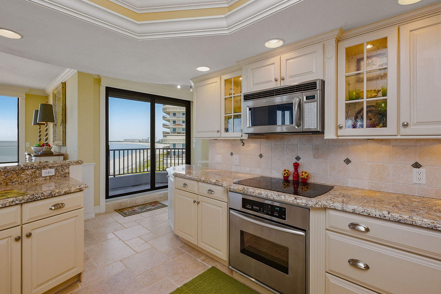 850 S Collier Boulevard , 802