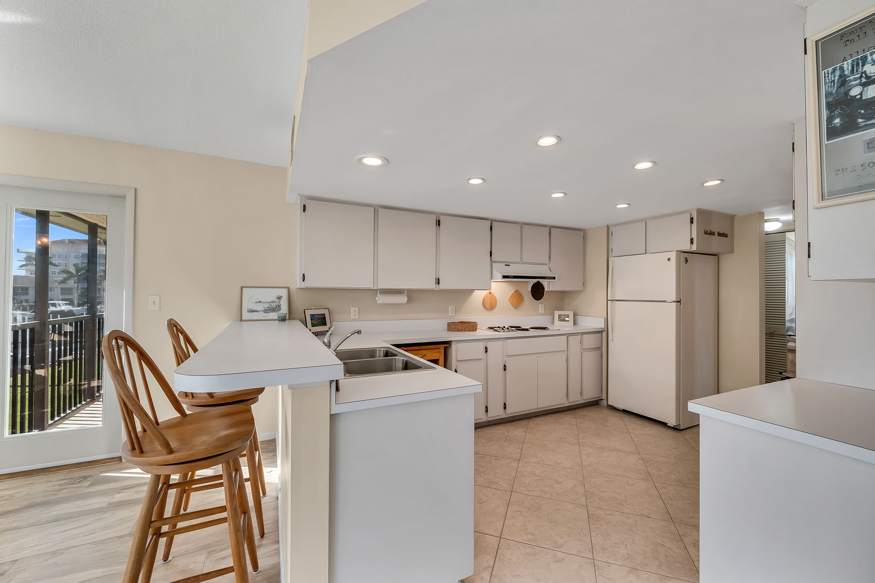 881 Panama Court , 202
