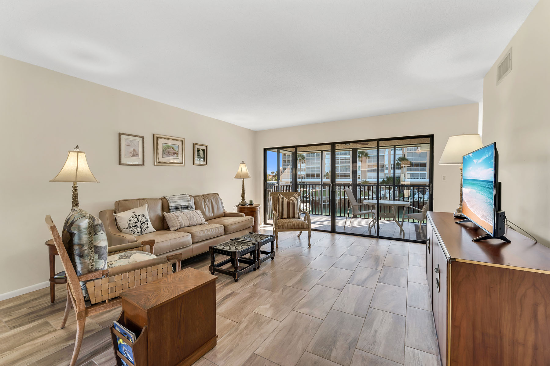 881 Panama Court , 202
