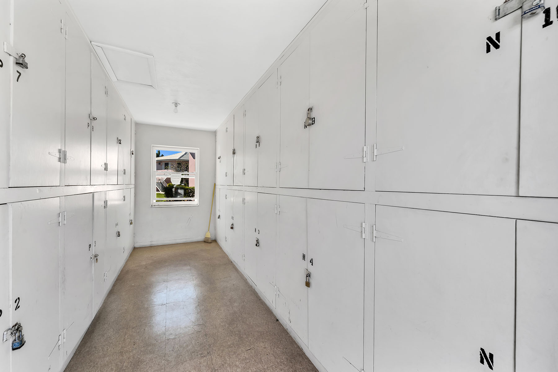190 N Collier Boulevard , N8