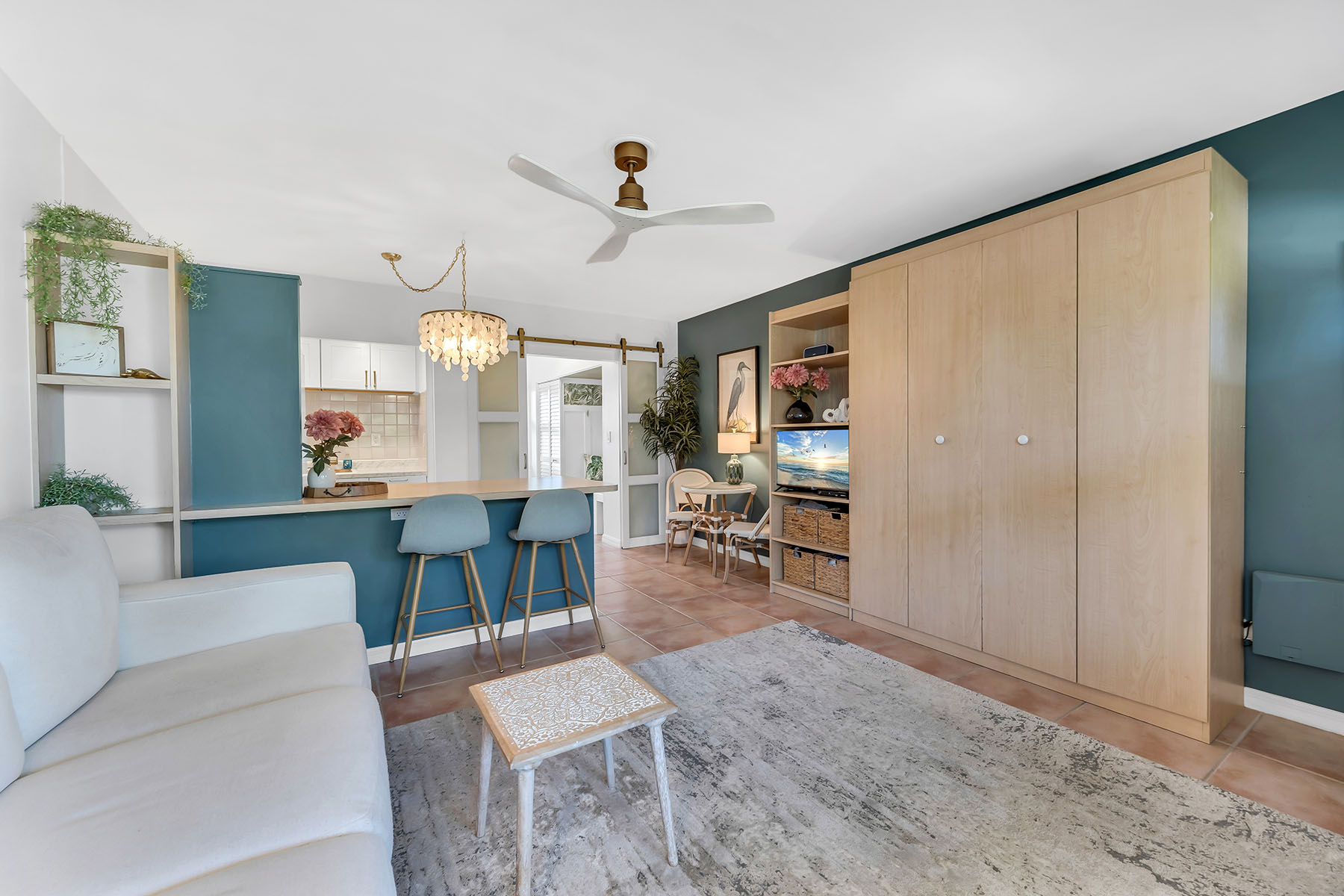 190 N Collier Boulevard , N8