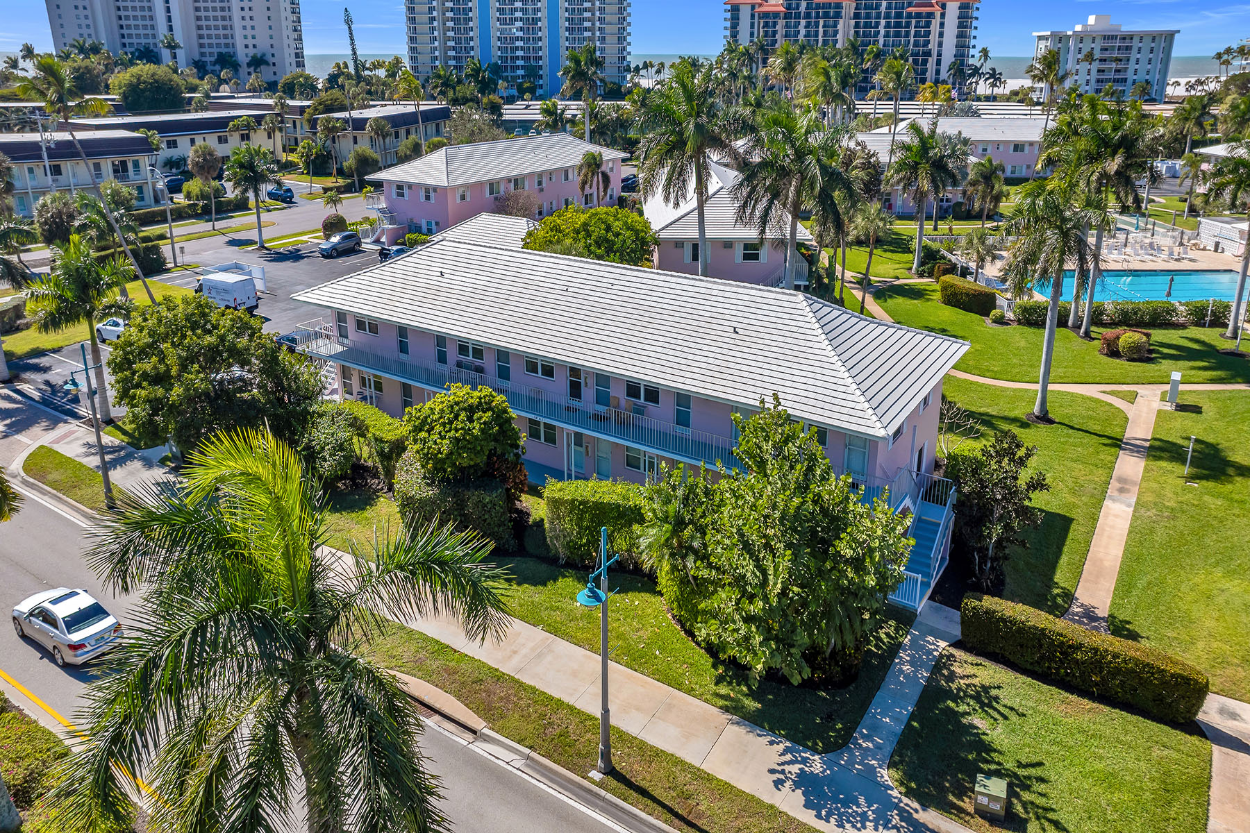 190 N Collier Boulevard , N8