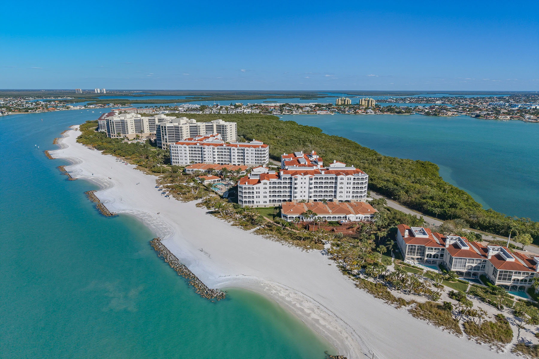 2000 Royal Marco Way , 407