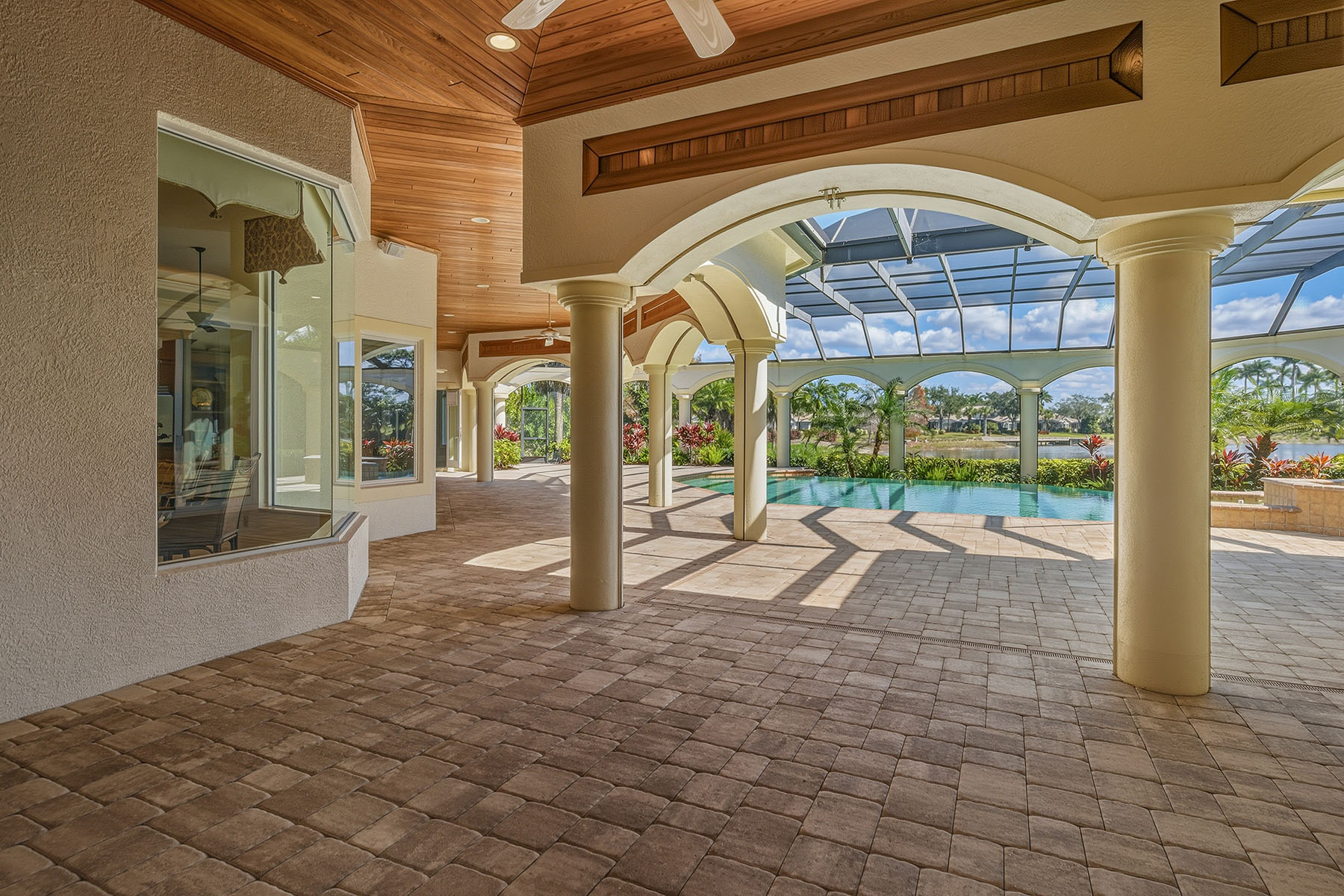 3840 Isla Del Sol Way